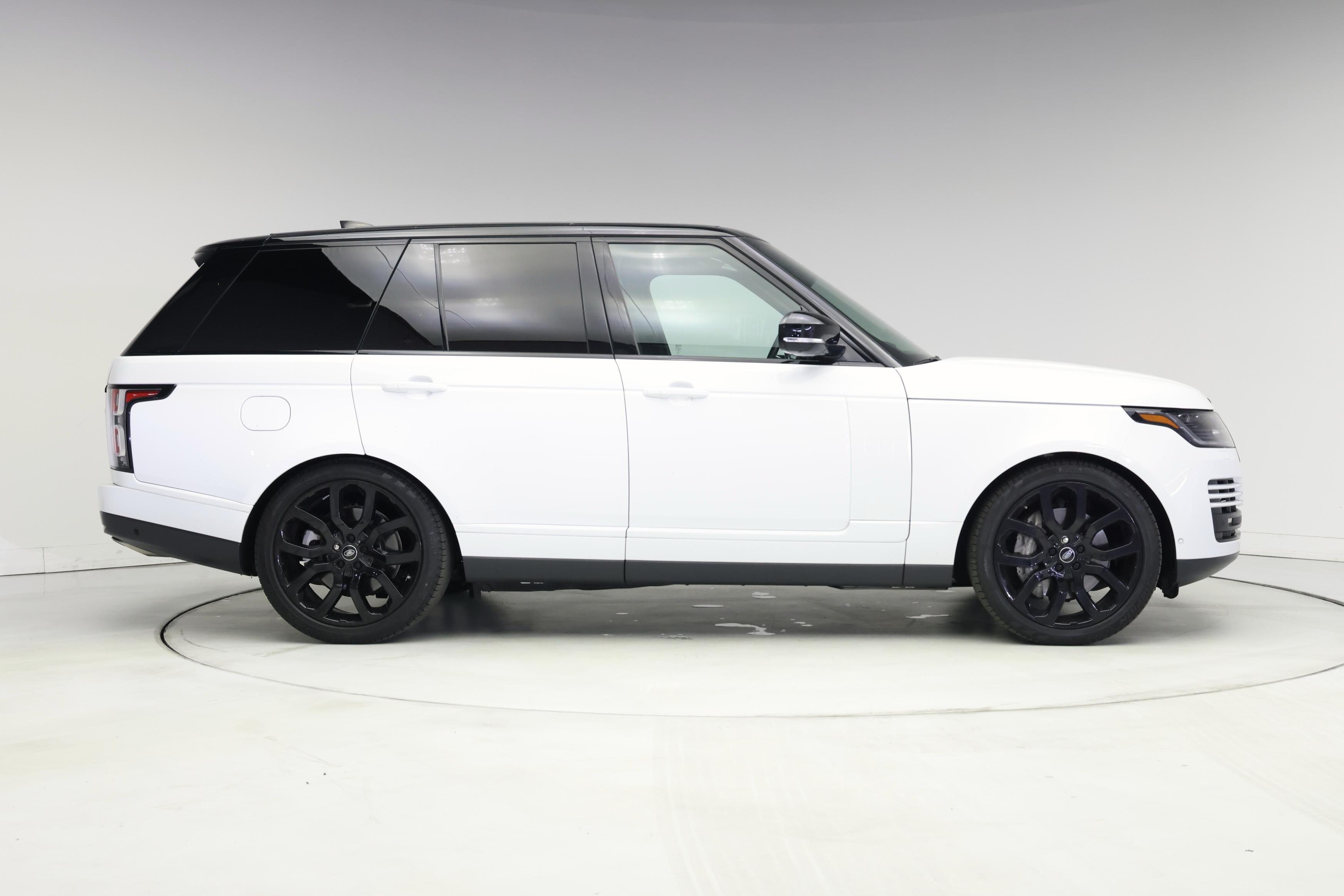 Thumbnail: 2021 Land Rover Range Rover - 7