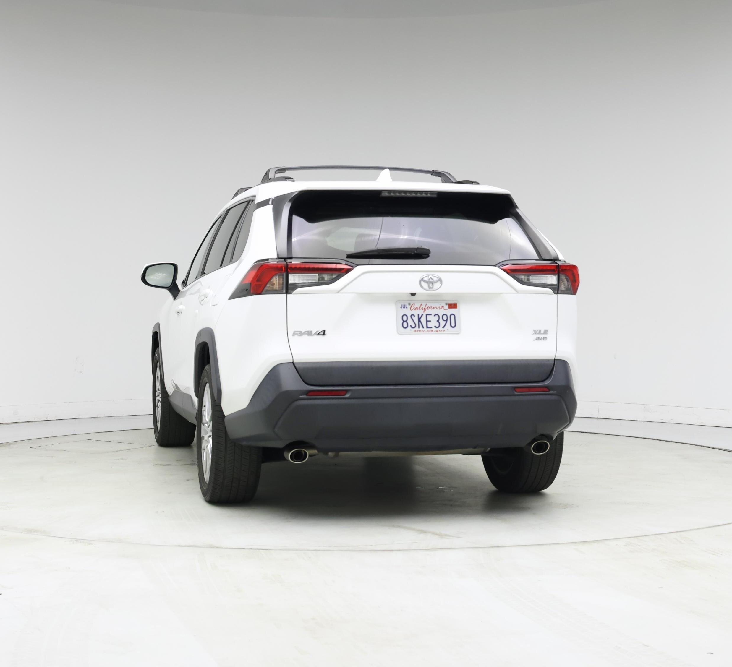 Thumbnail: 2020 Toyota RAV4 - 6