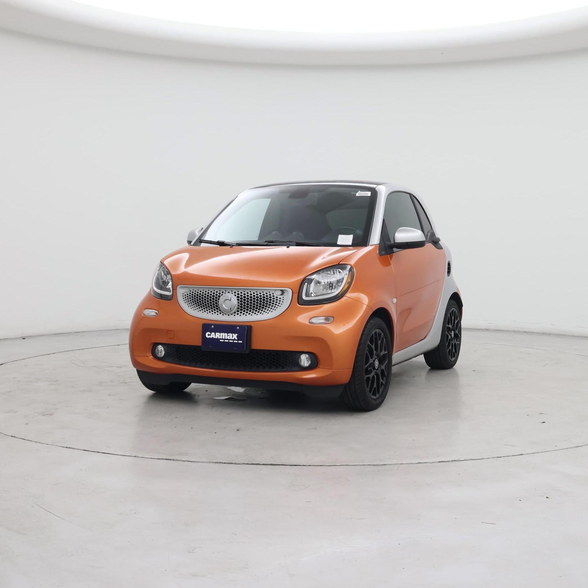 Thumbnail: 2016 smart fortwo - 4