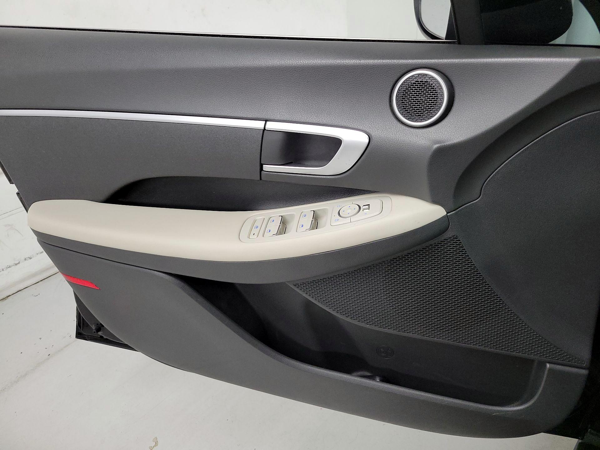 Thumbnail: 2023 Hyundai Sonata - 12