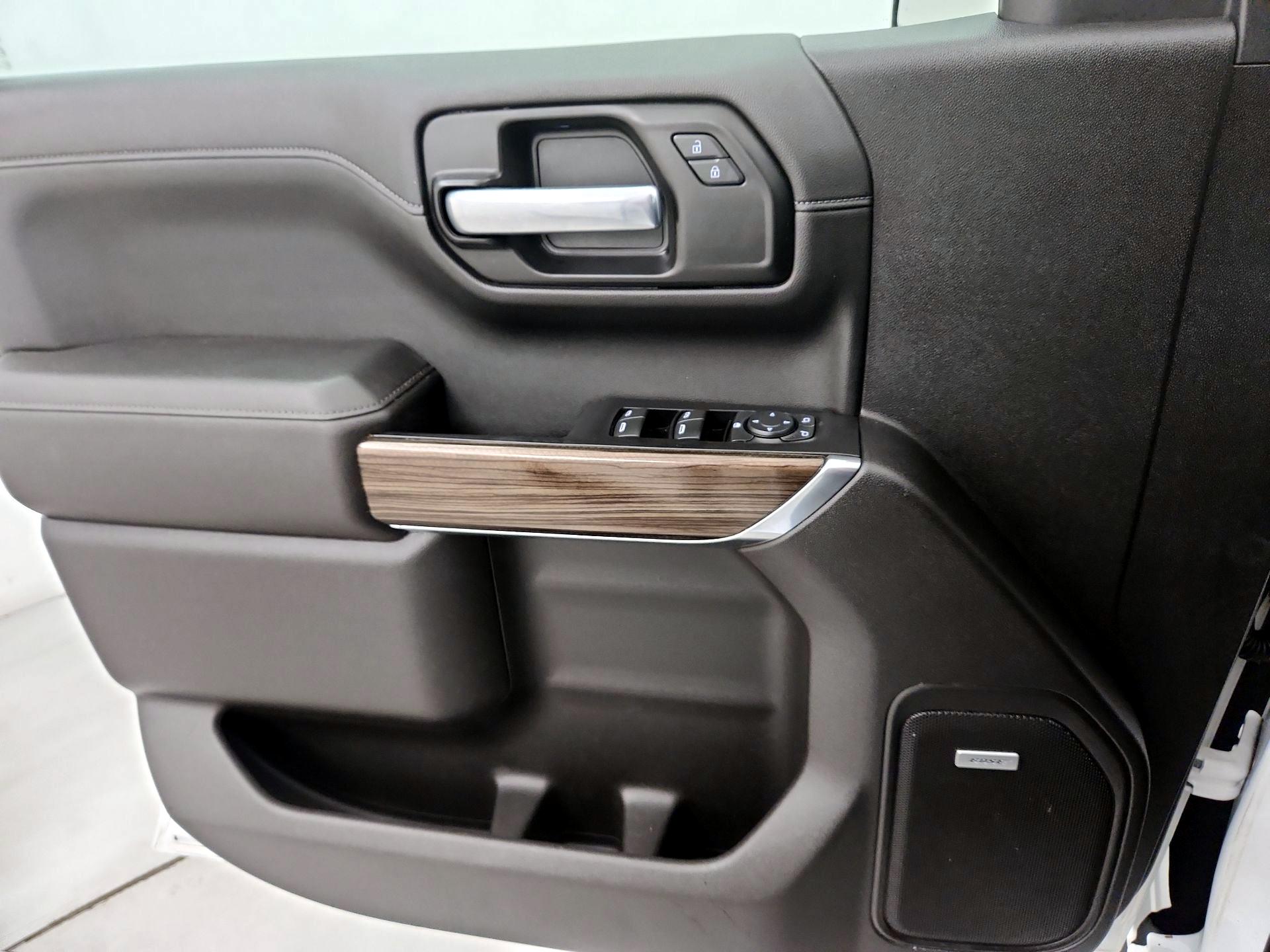 Thumbnail: 2021 Chevrolet Silverado 1500 - 12