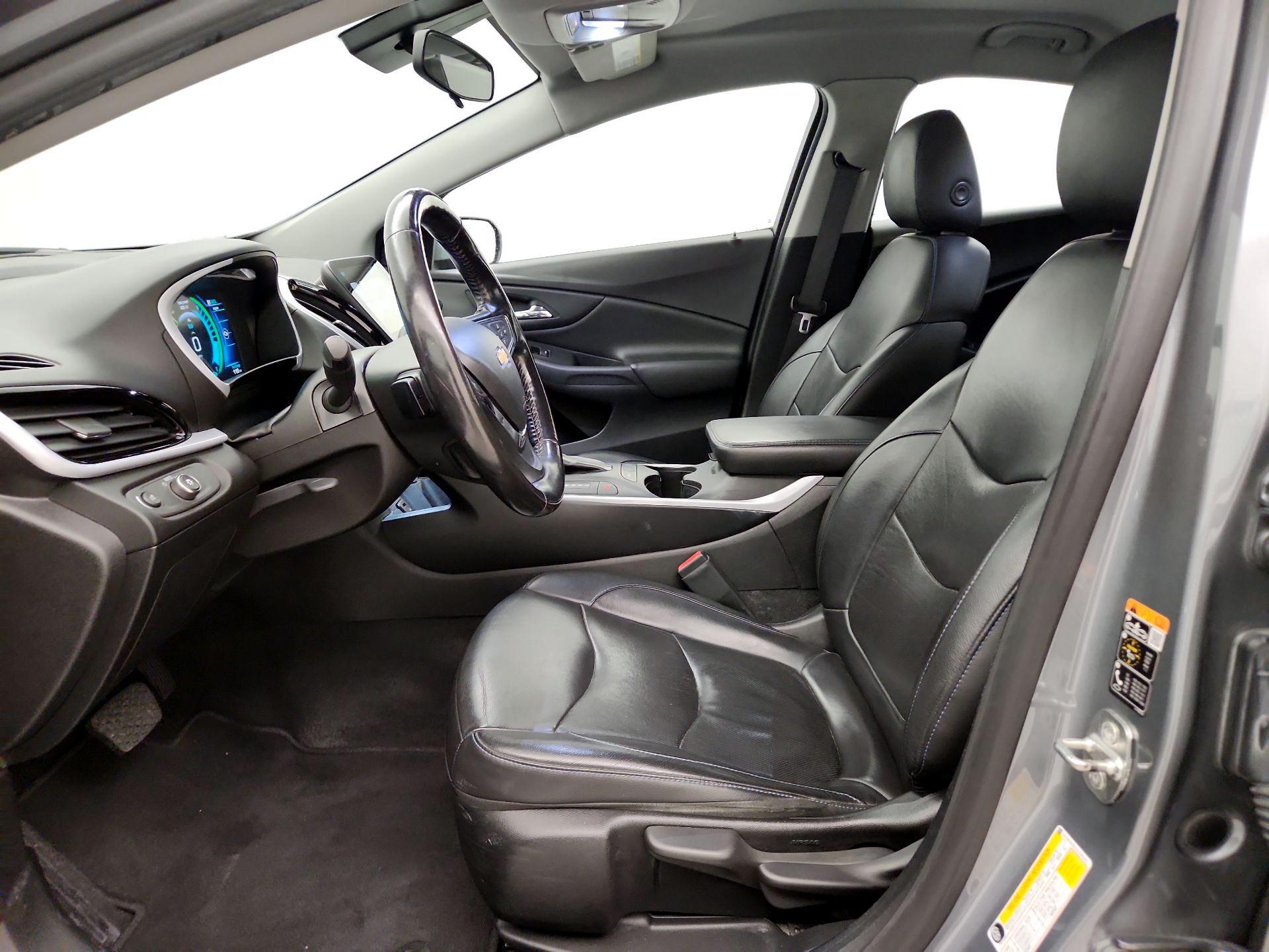 Thumbnail: 2018 Chevrolet Volt - 11