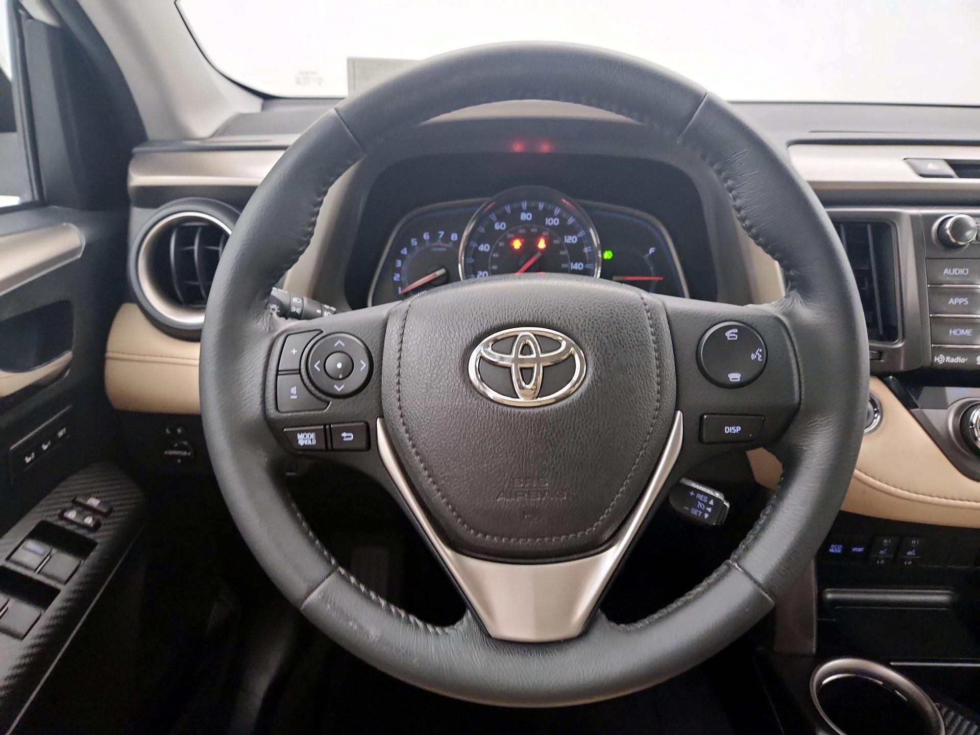 Thumbnail: 2015 Toyota RAV4 - 10