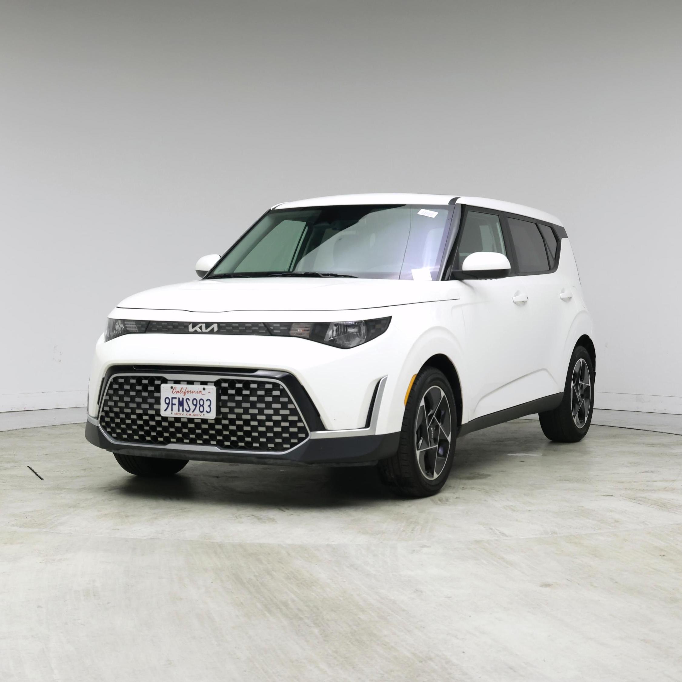 Thumbnail: 2023 Kia Soul - 4