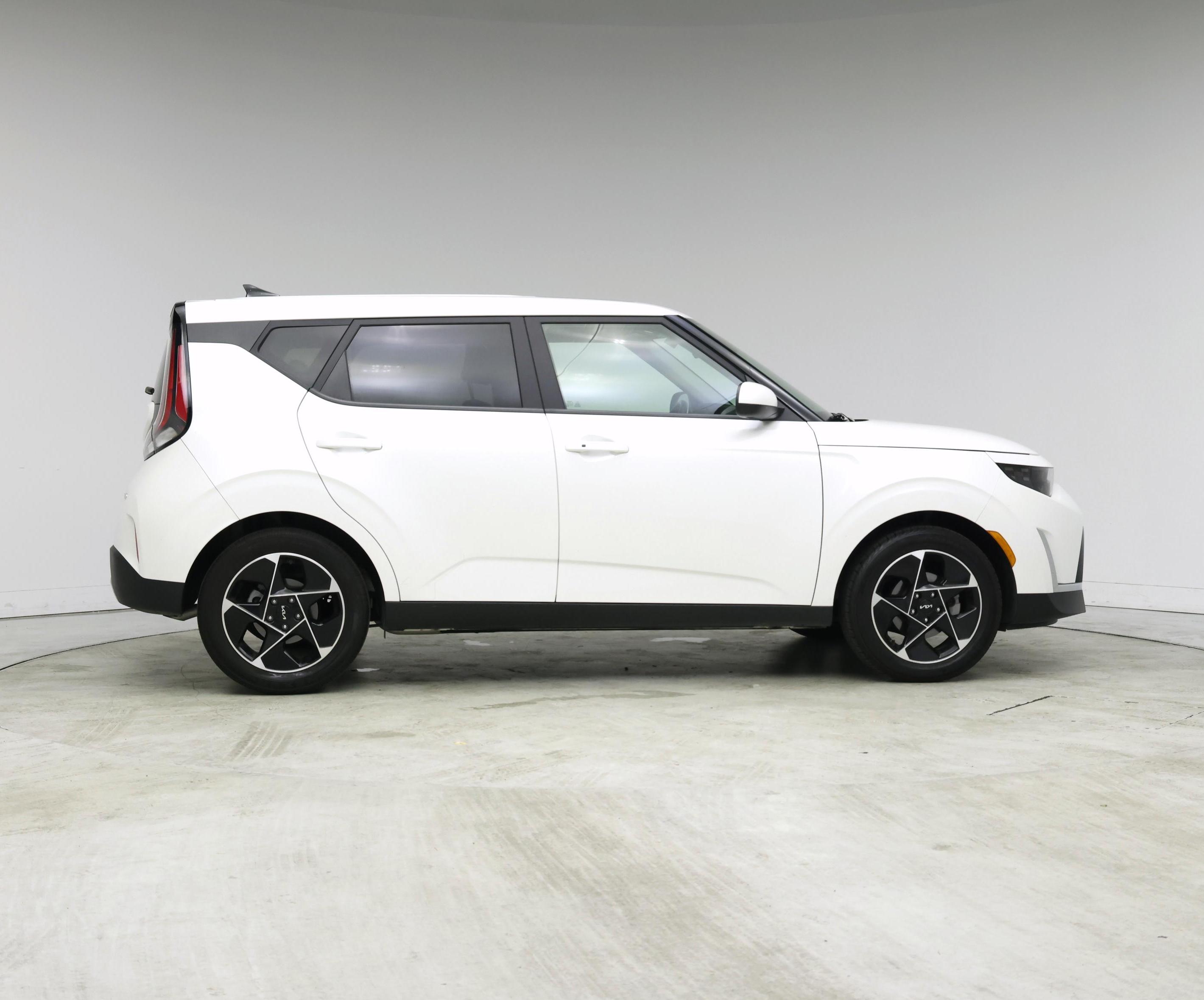 Thumbnail: 2023 Kia Soul - 7