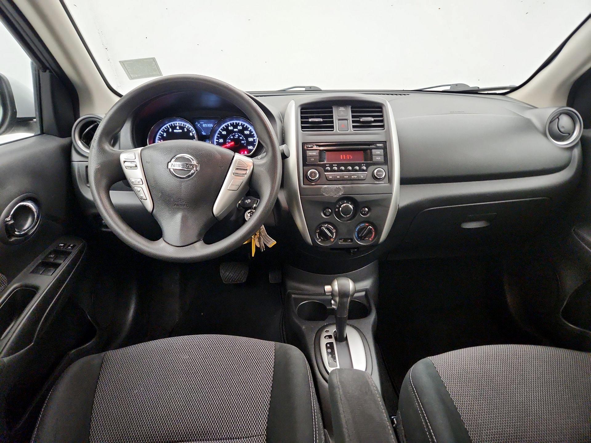 Thumbnail: 2016 Nissan Versa - 9