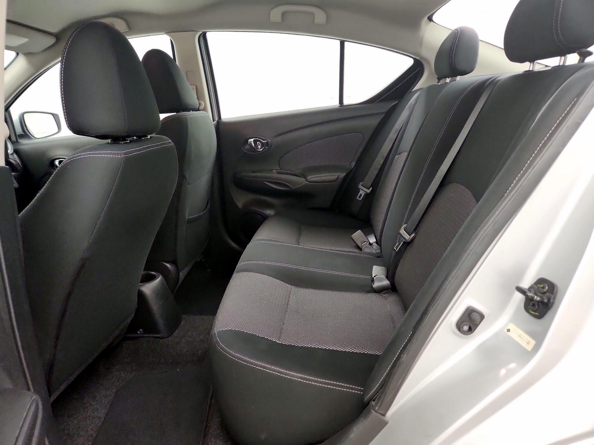Thumbnail: 2016 Nissan Versa - 18