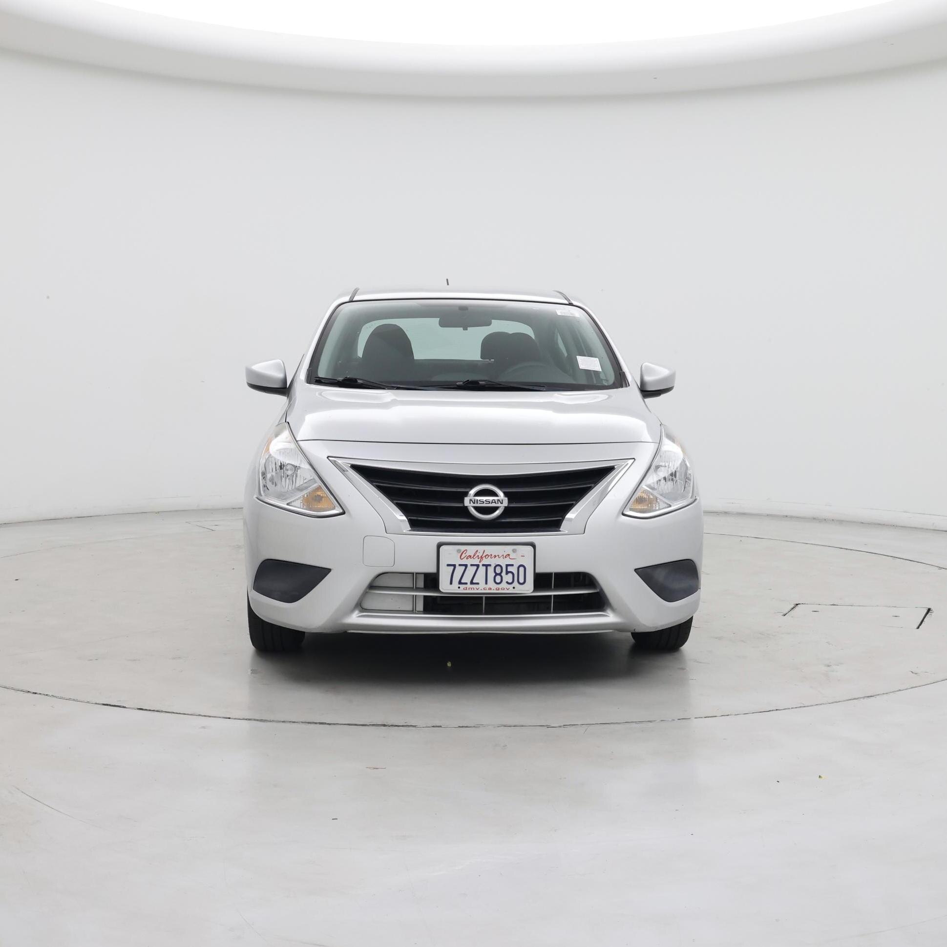 Thumbnail: 2016 Nissan Versa - 5