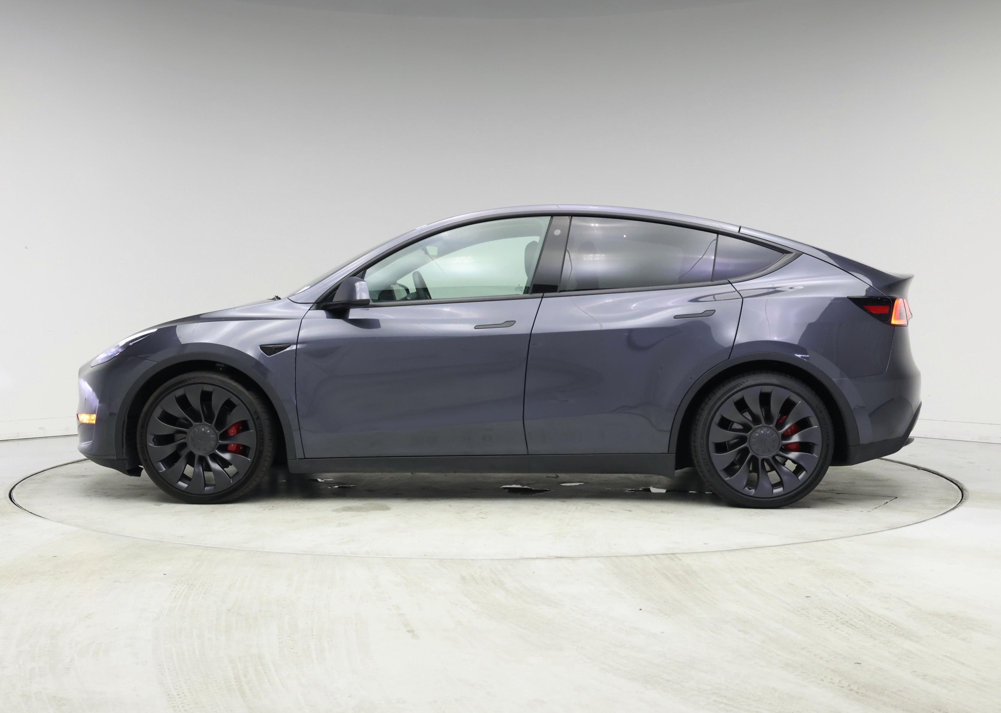 Thumbnail: 2022 Tesla Model Y - 3