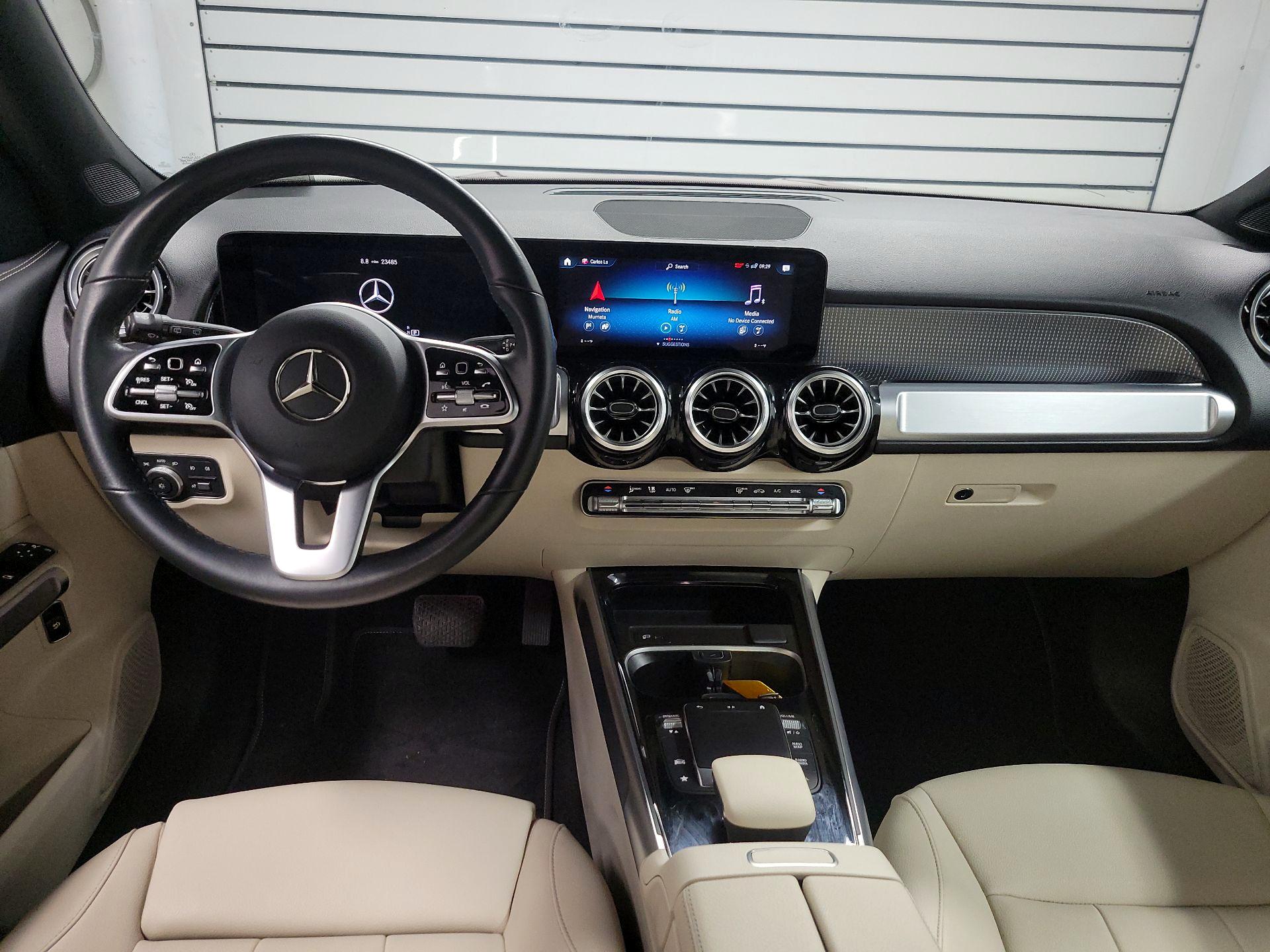 Thumbnail: 2022 Mercedes-Benz GLB - 9