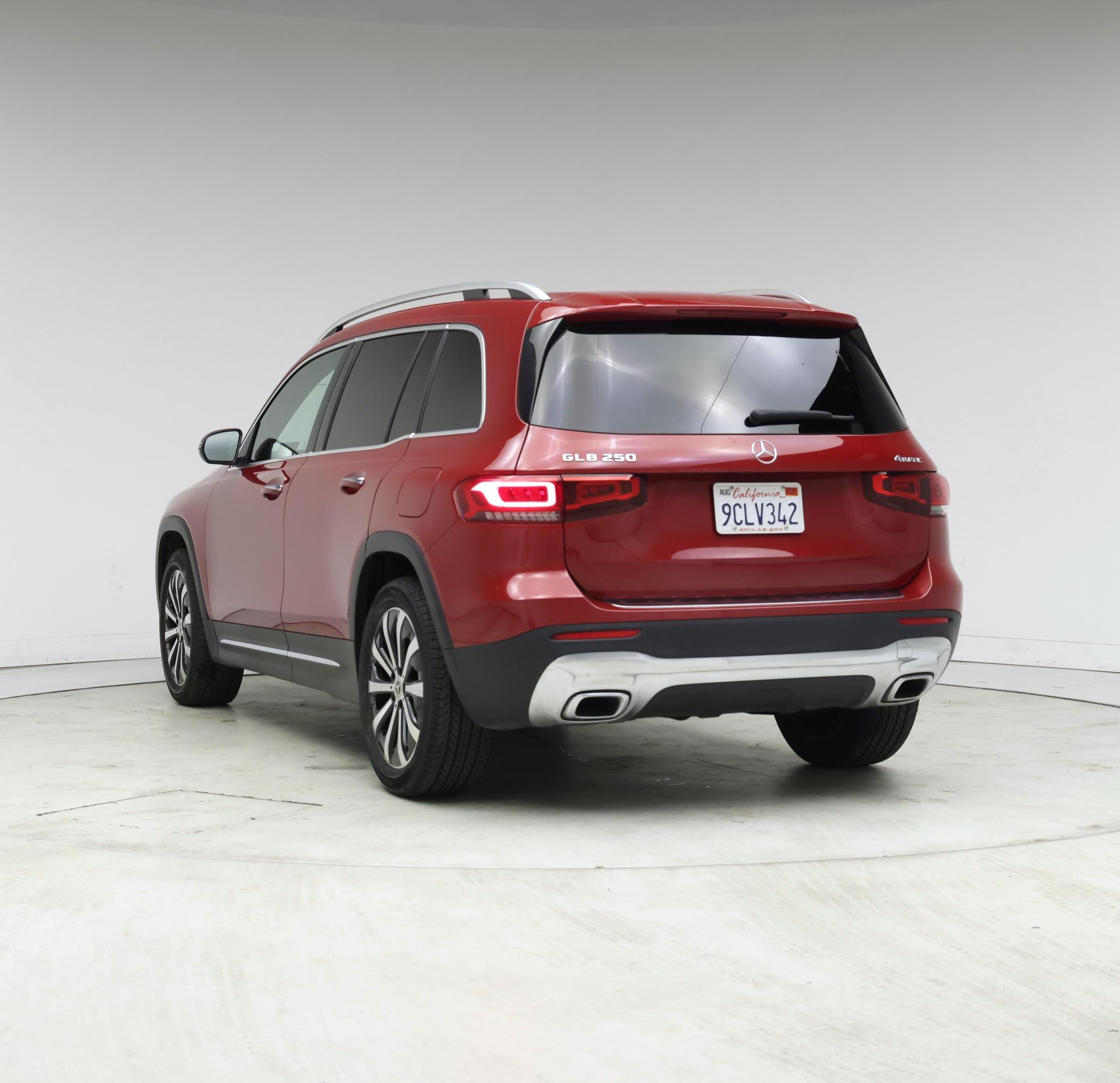 Thumbnail: 2022 Mercedes-Benz GLB - 2
