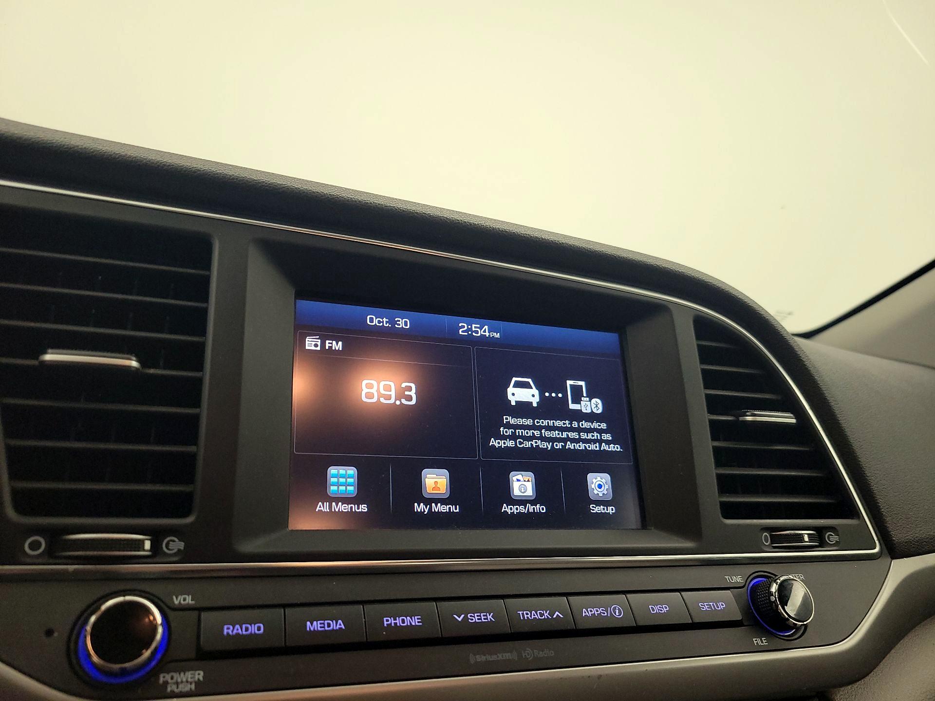 Thumbnail: 2018 Hyundai Elantra - 15