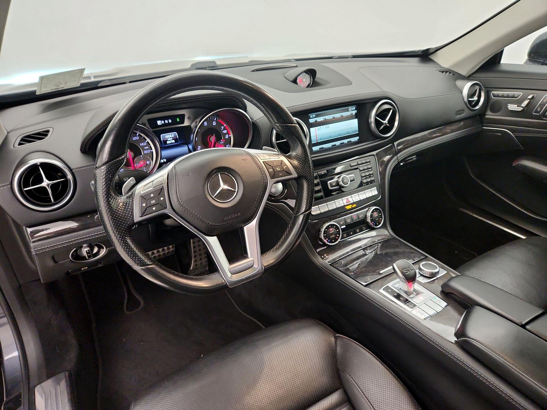 Thumbnail: 2015 Mercedes-Benz SL-Class - 9