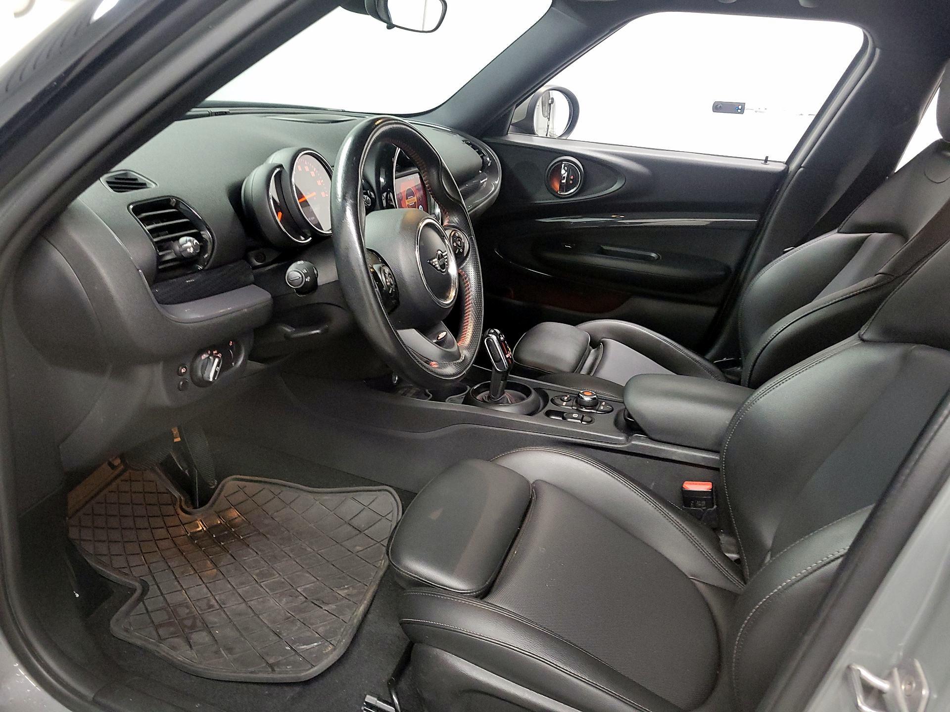Thumbnail: 2020 MINI Cooper Clubman - 11