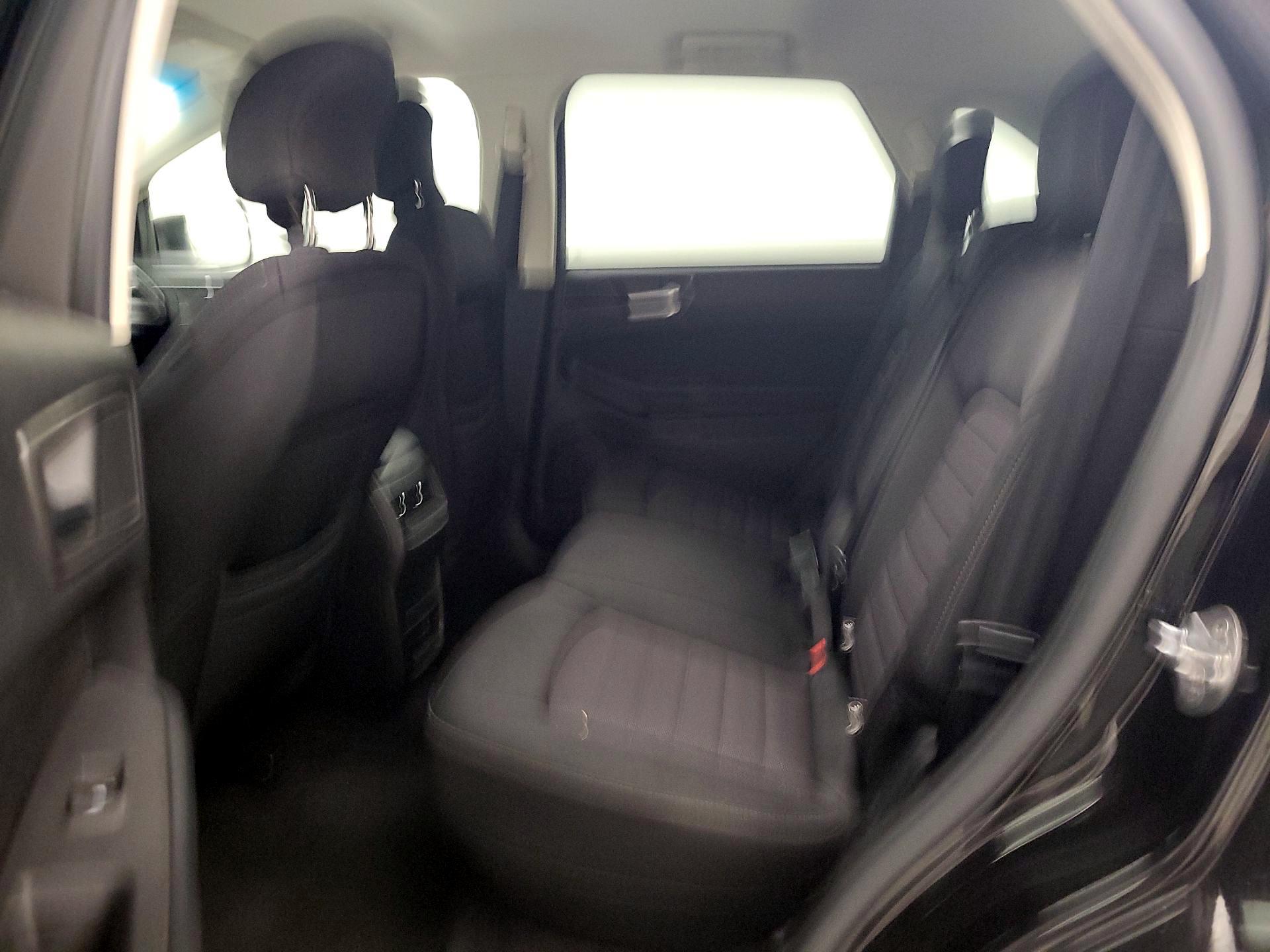 Thumbnail: 2017 Ford Edge - 19