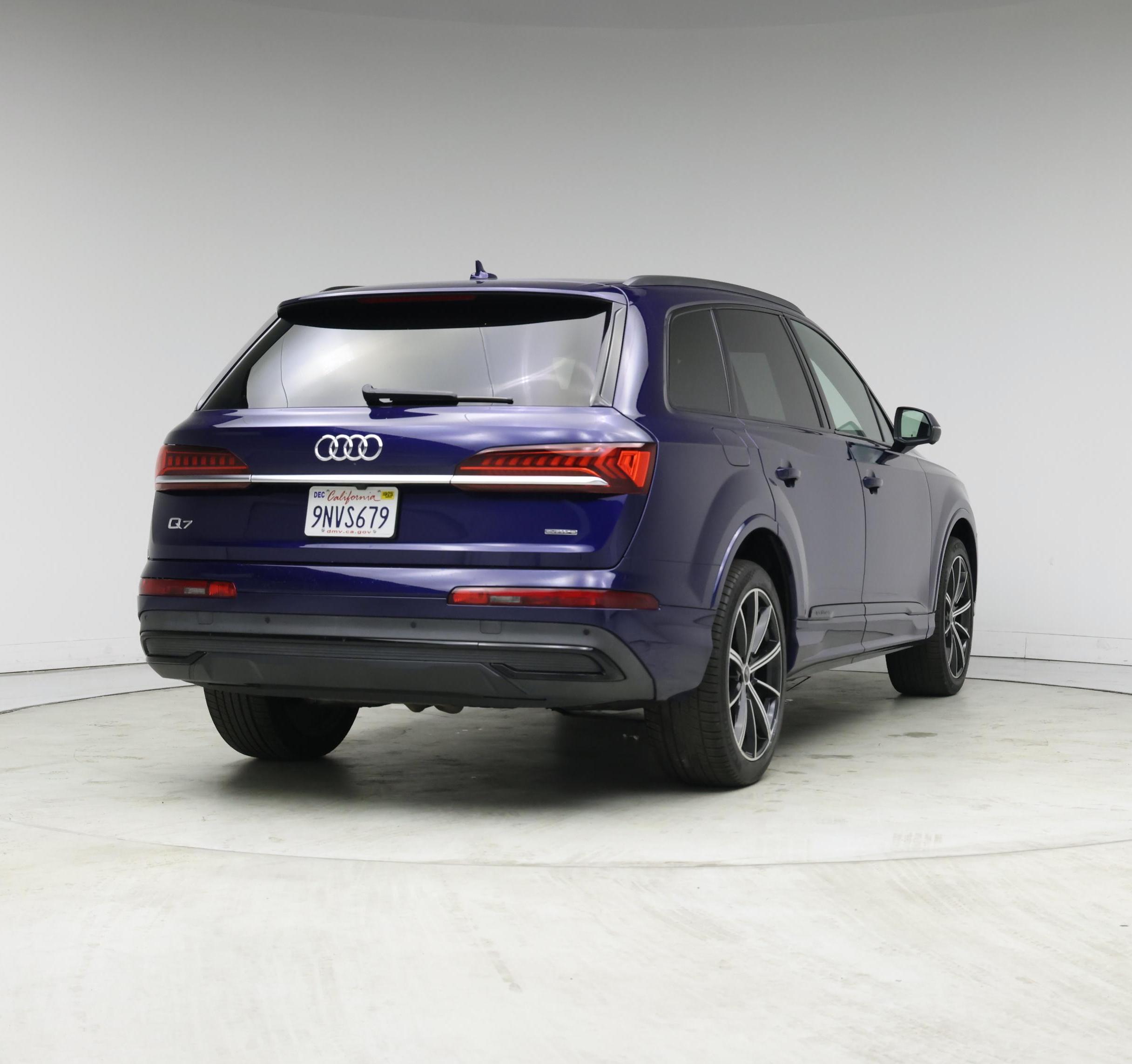 Thumbnail: 2021 Audi Q7 - 8