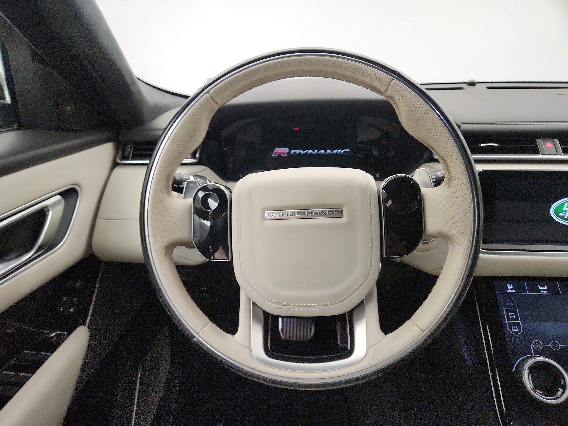 Thumbnail: 2018 Land Rover Range Rover Velar - 10