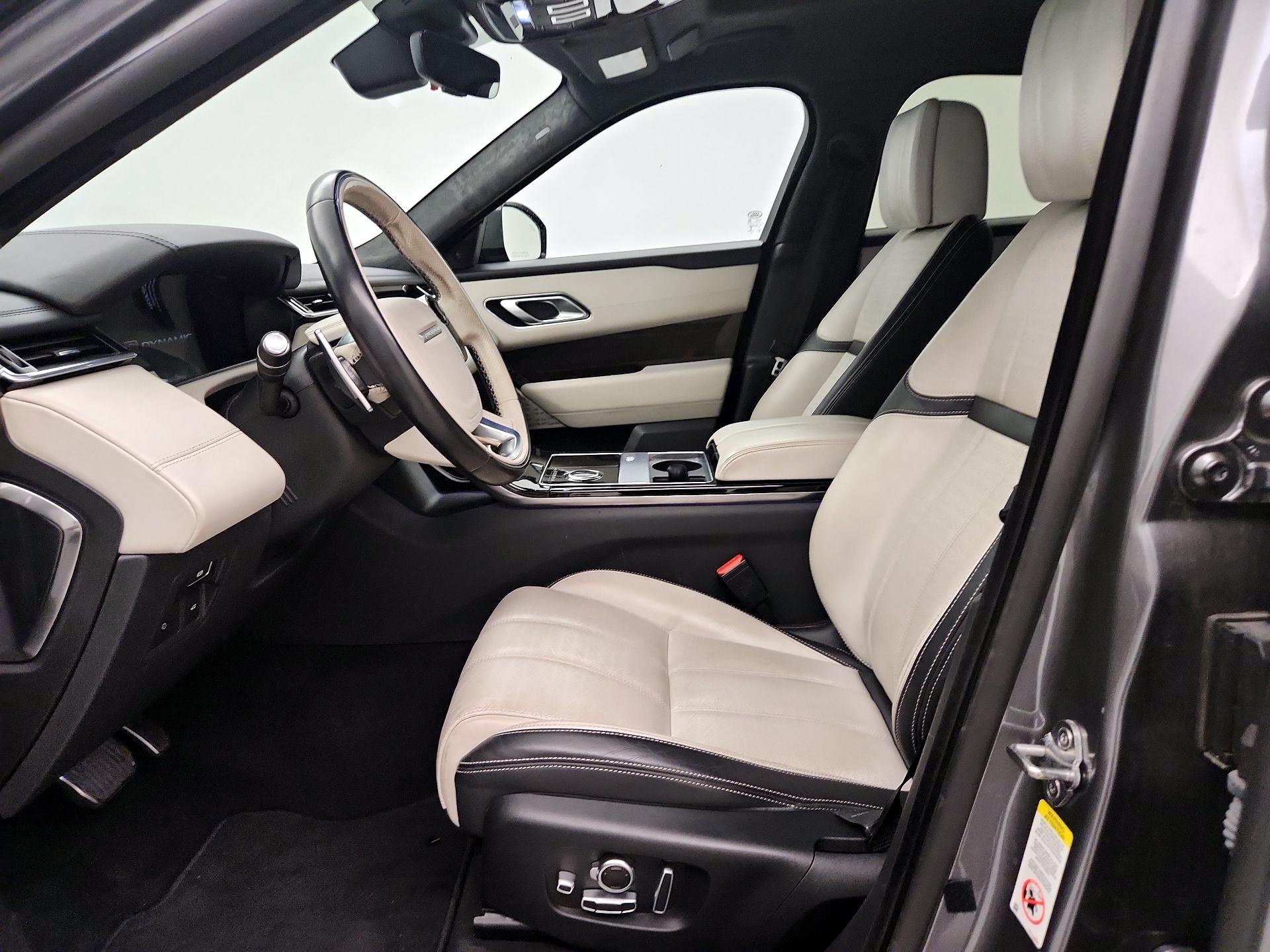 Thumbnail: 2018 Land Rover Range Rover Velar - 11