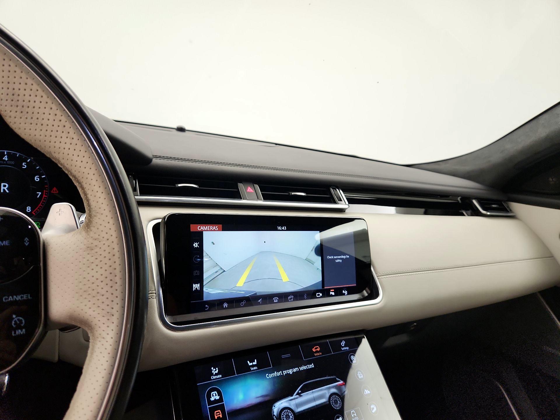 Thumbnail: 2018 Land Rover Range Rover Velar - 14