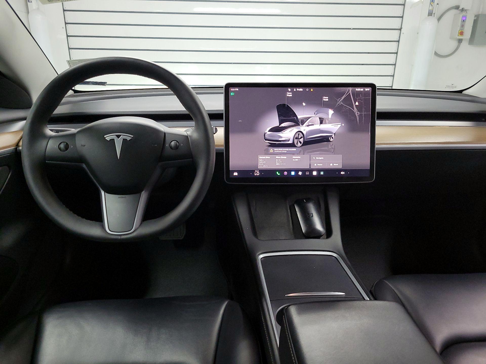 Thumbnail: 2023 Tesla Model 3 - 9