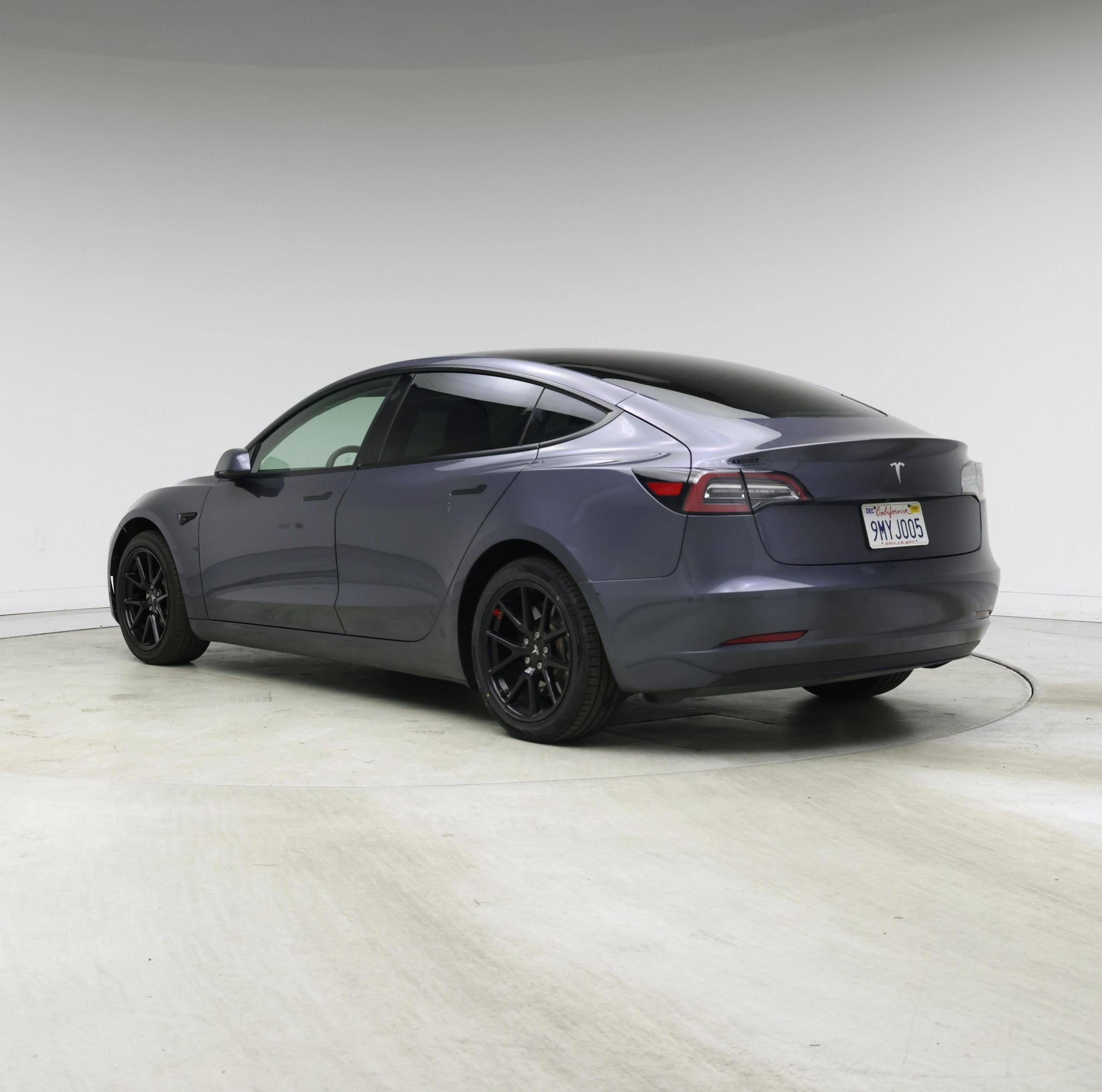 Thumbnail: 2023 Tesla Model 3 - 2