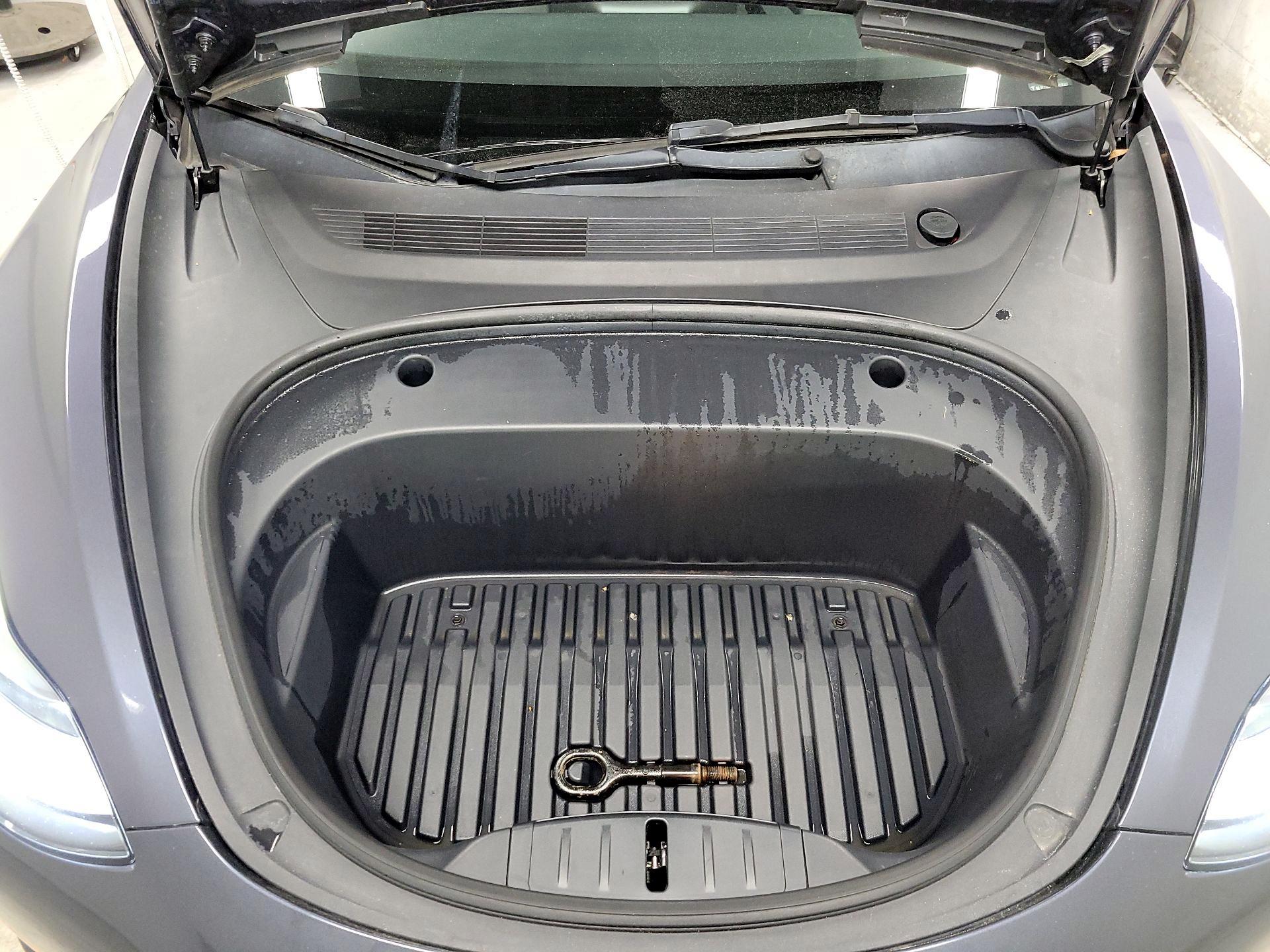 Thumbnail: 2023 Tesla Model 3 - 20