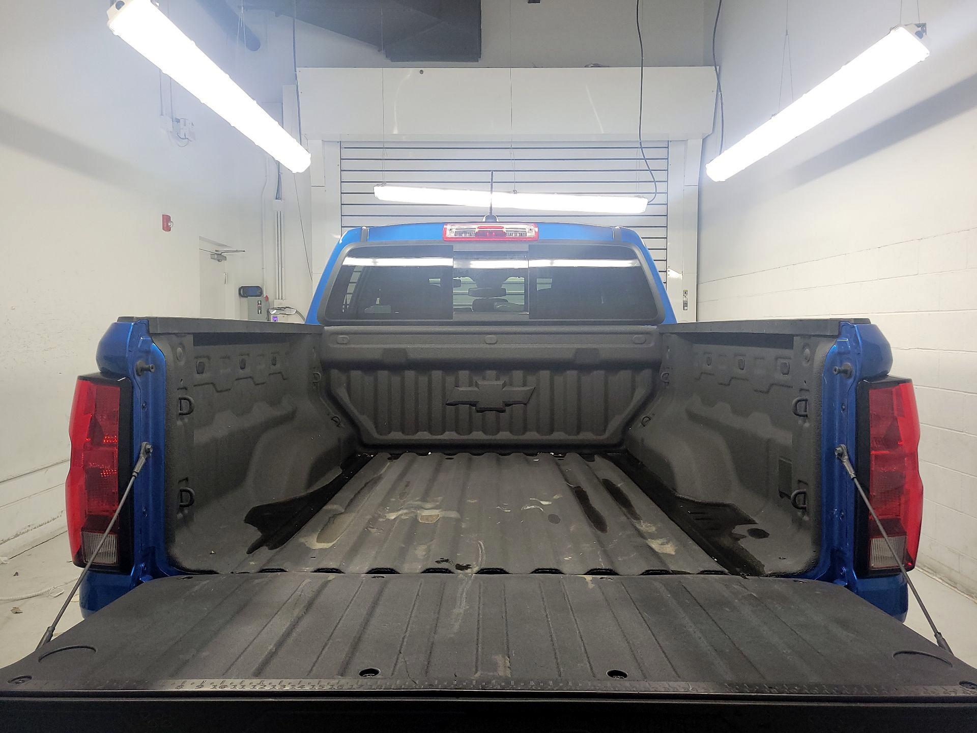 Thumbnail: 2024 Chevrolet Colorado - 19
