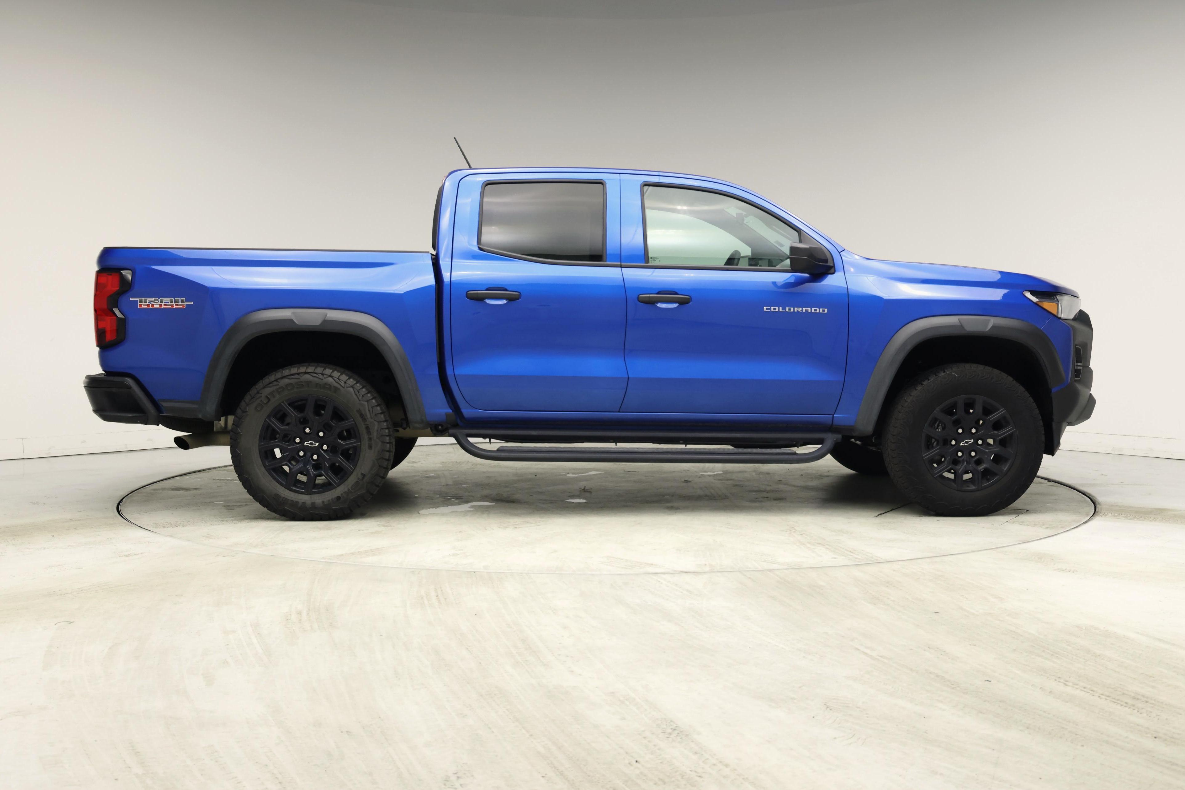 Thumbnail: 2024 Chevrolet Colorado - 7