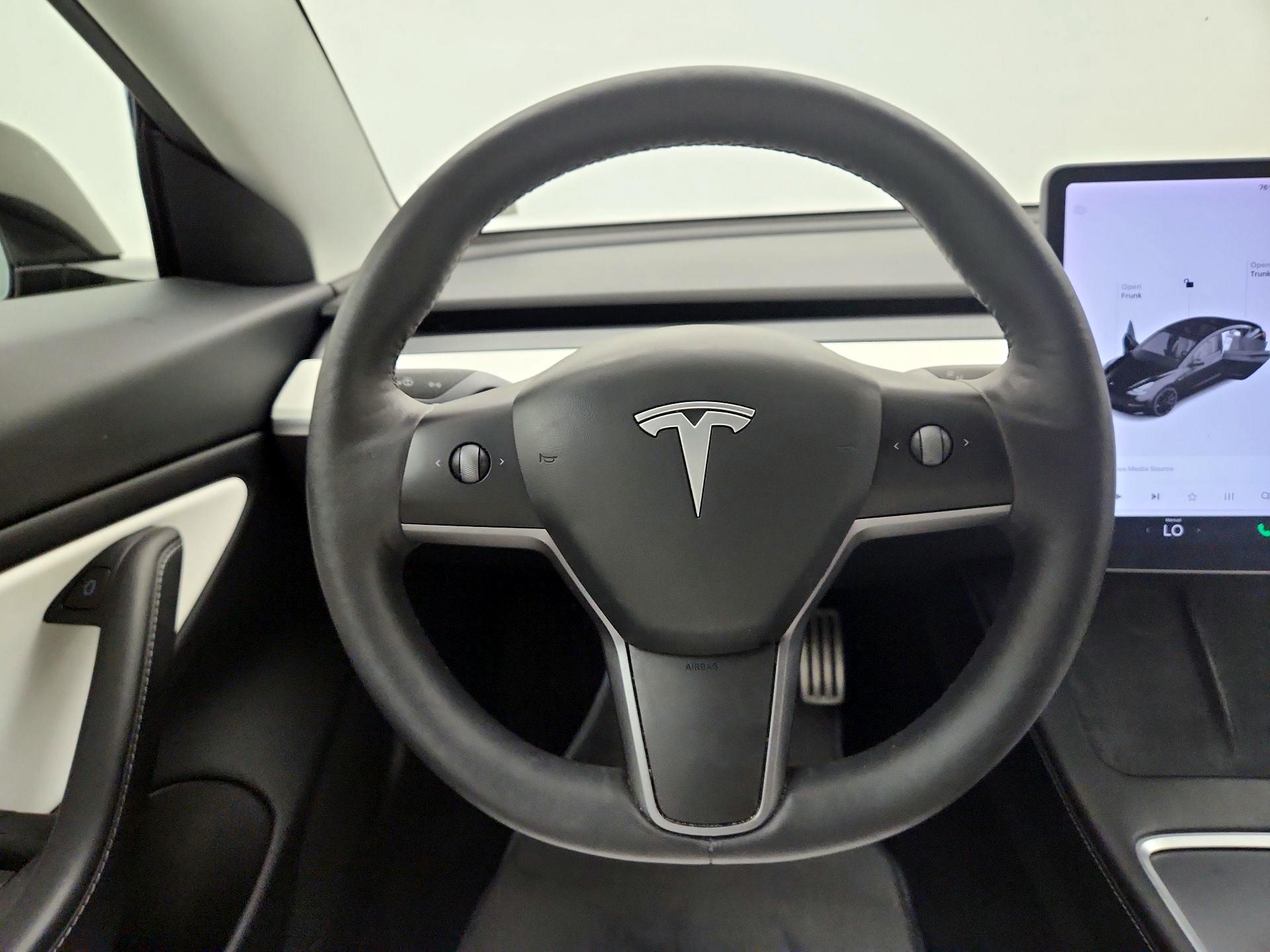 Thumbnail: 2021 Tesla Model 3 - 10