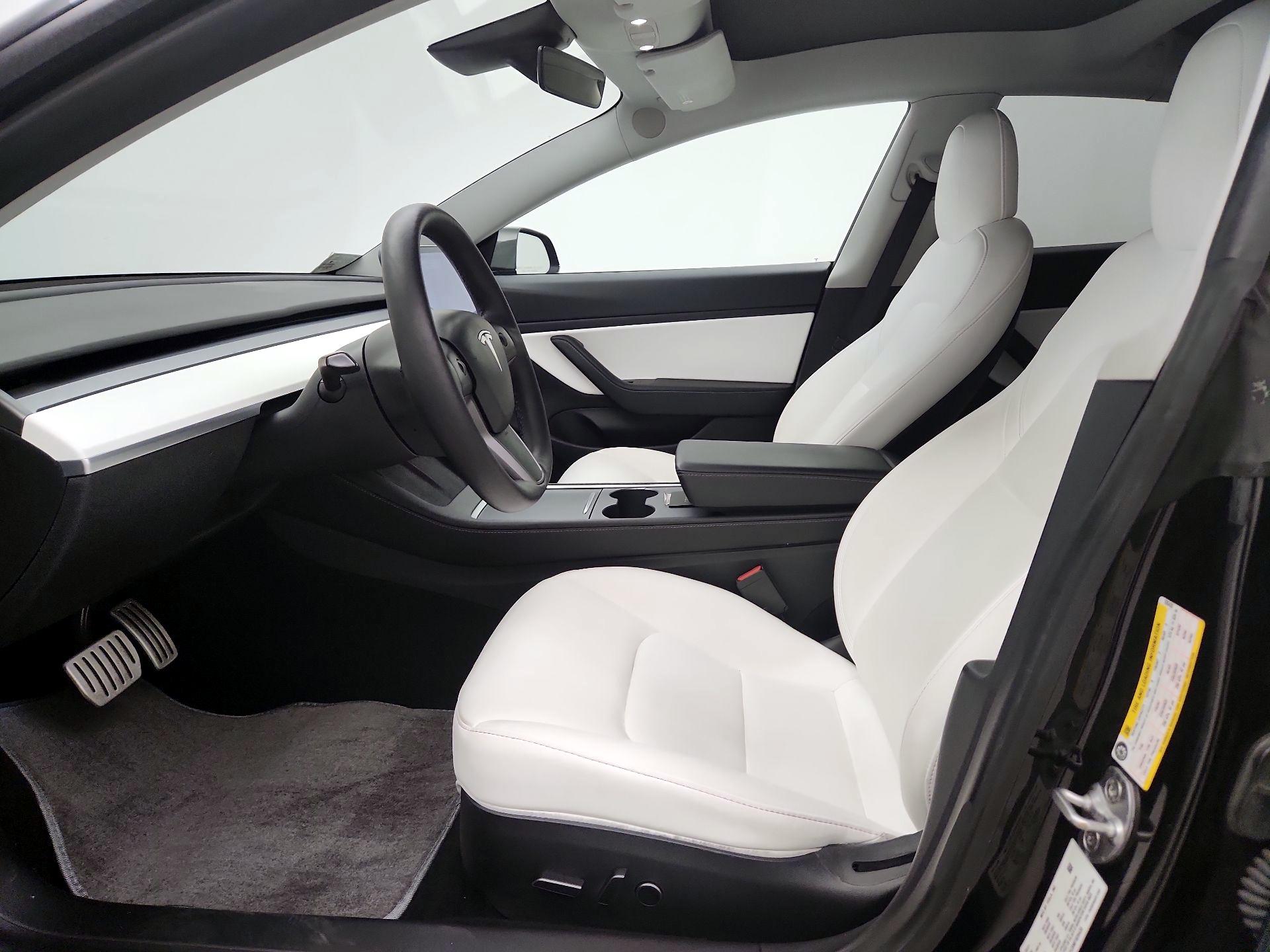 Thumbnail: 2021 Tesla Model 3 - 11