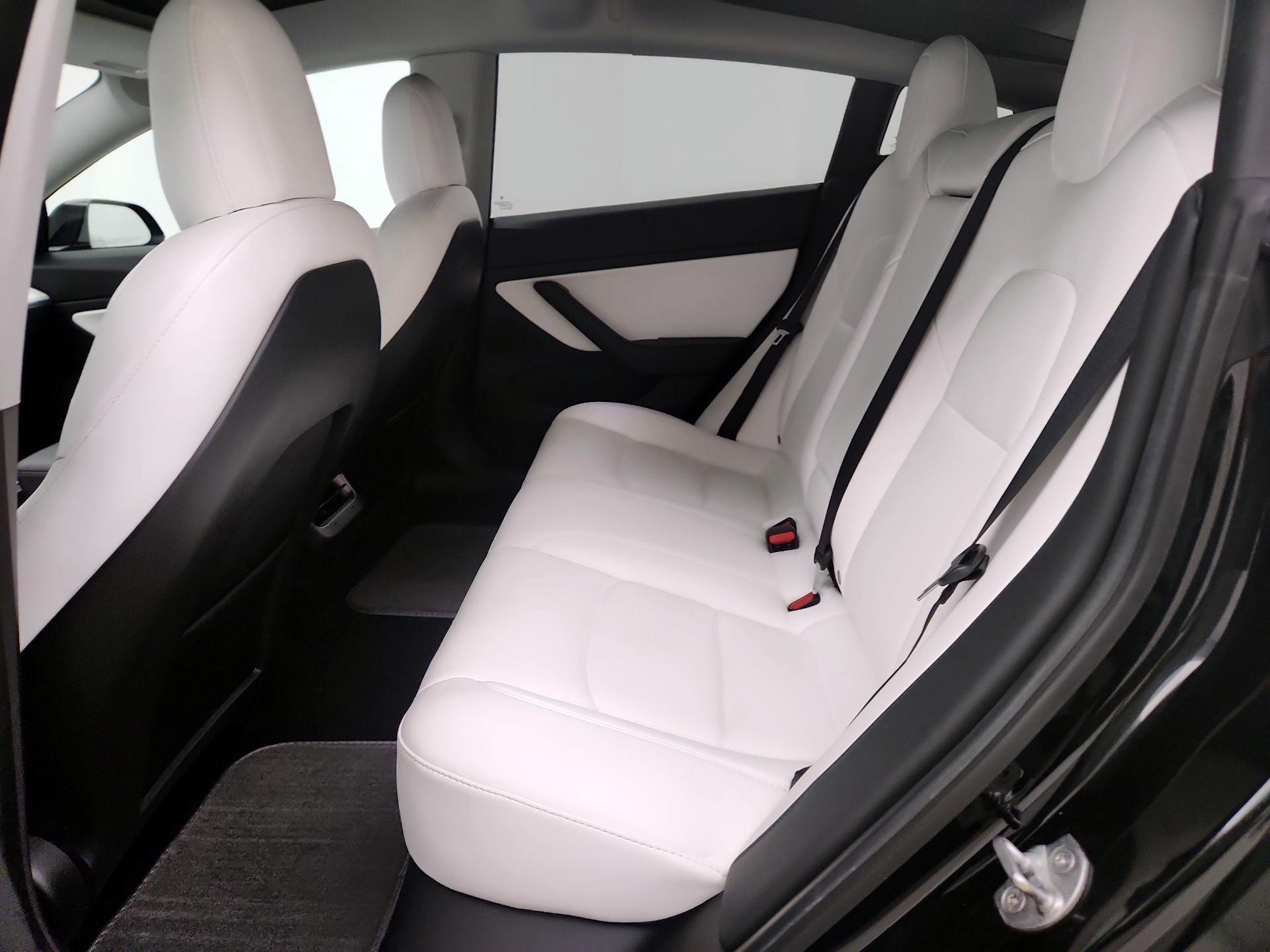 Thumbnail: 2021 Tesla Model 3 - 18