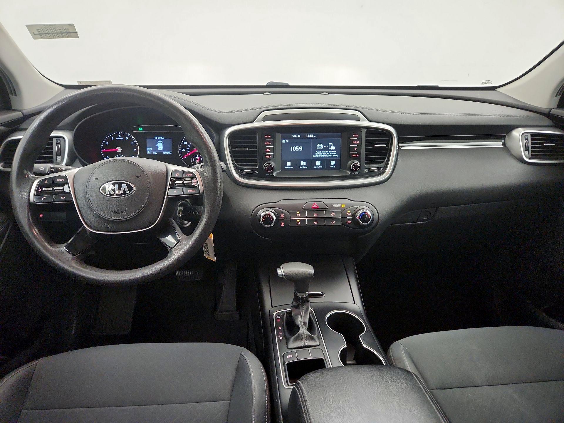 Thumbnail: 2019 Kia Sorento - 9