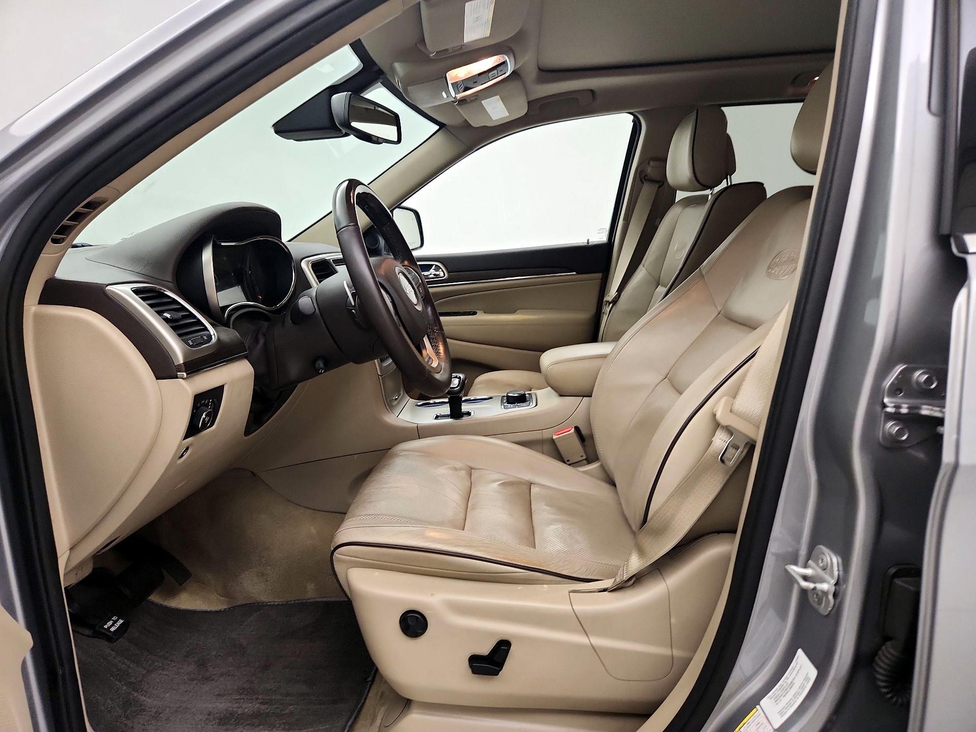 Thumbnail: 2014 Jeep Grand Cherokee - 11