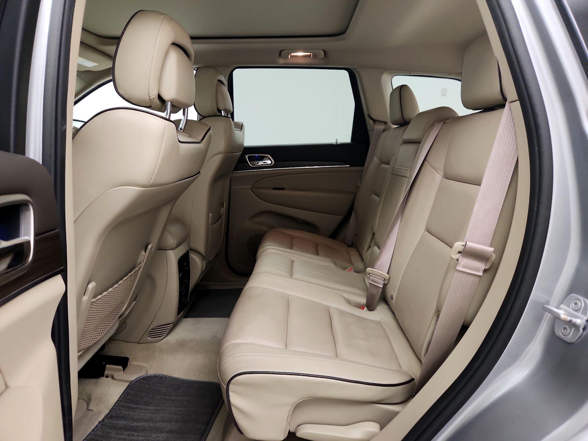 Thumbnail: 2014 Jeep Grand Cherokee - 20