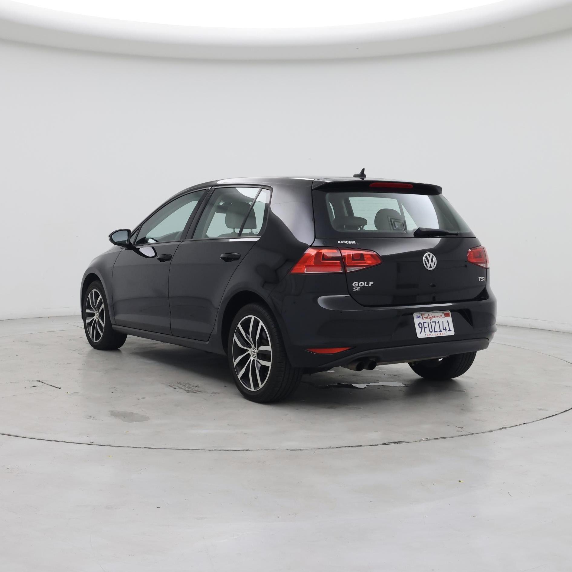 Thumbnail: 2016 Volkswagen Golf - 2