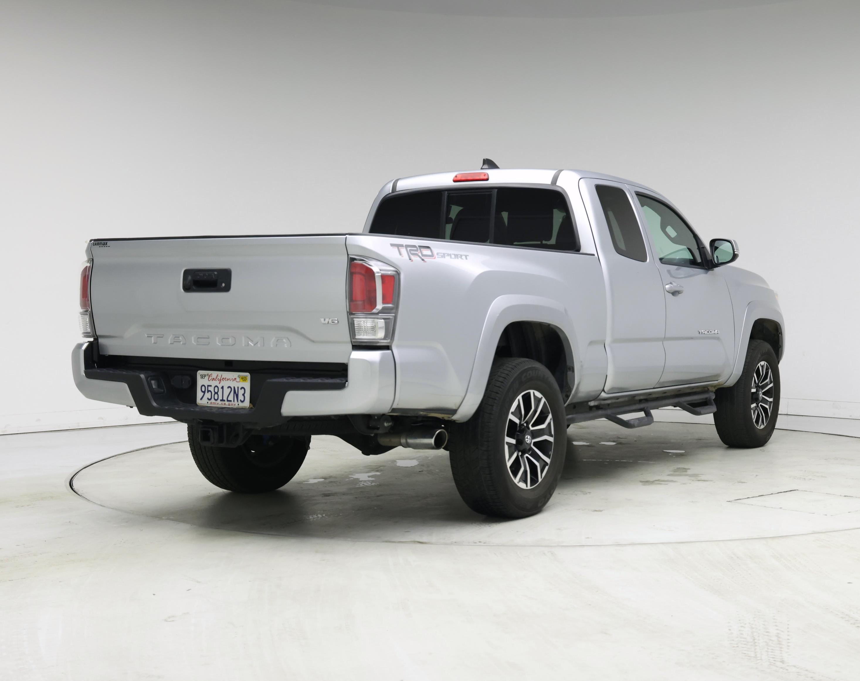 Thumbnail: 2022 Toyota Tacoma - 8