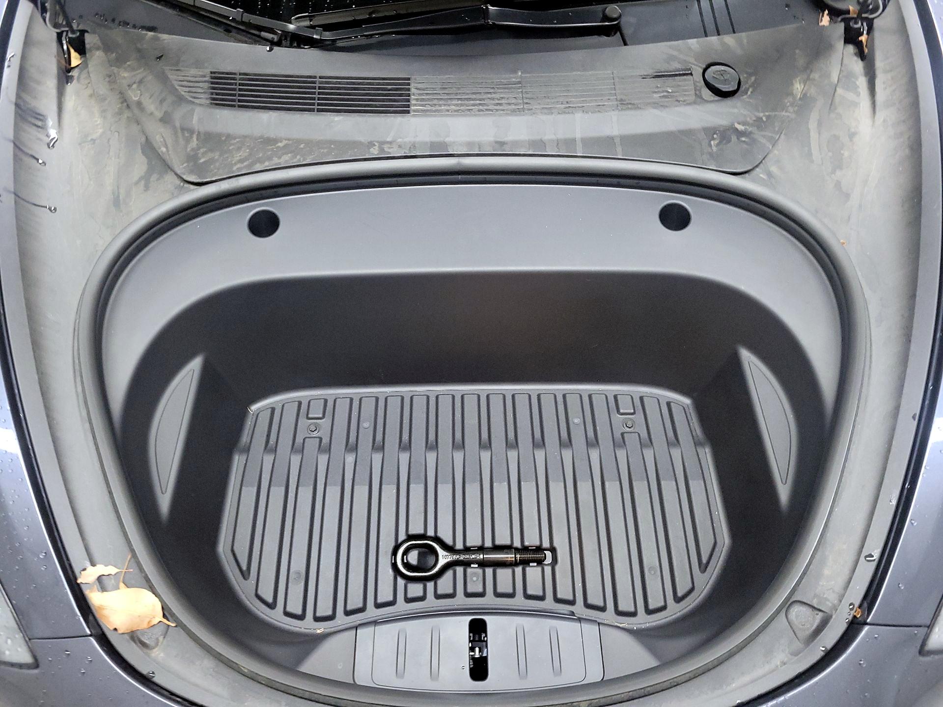 Thumbnail: 2023 Tesla Model 3 - 19
