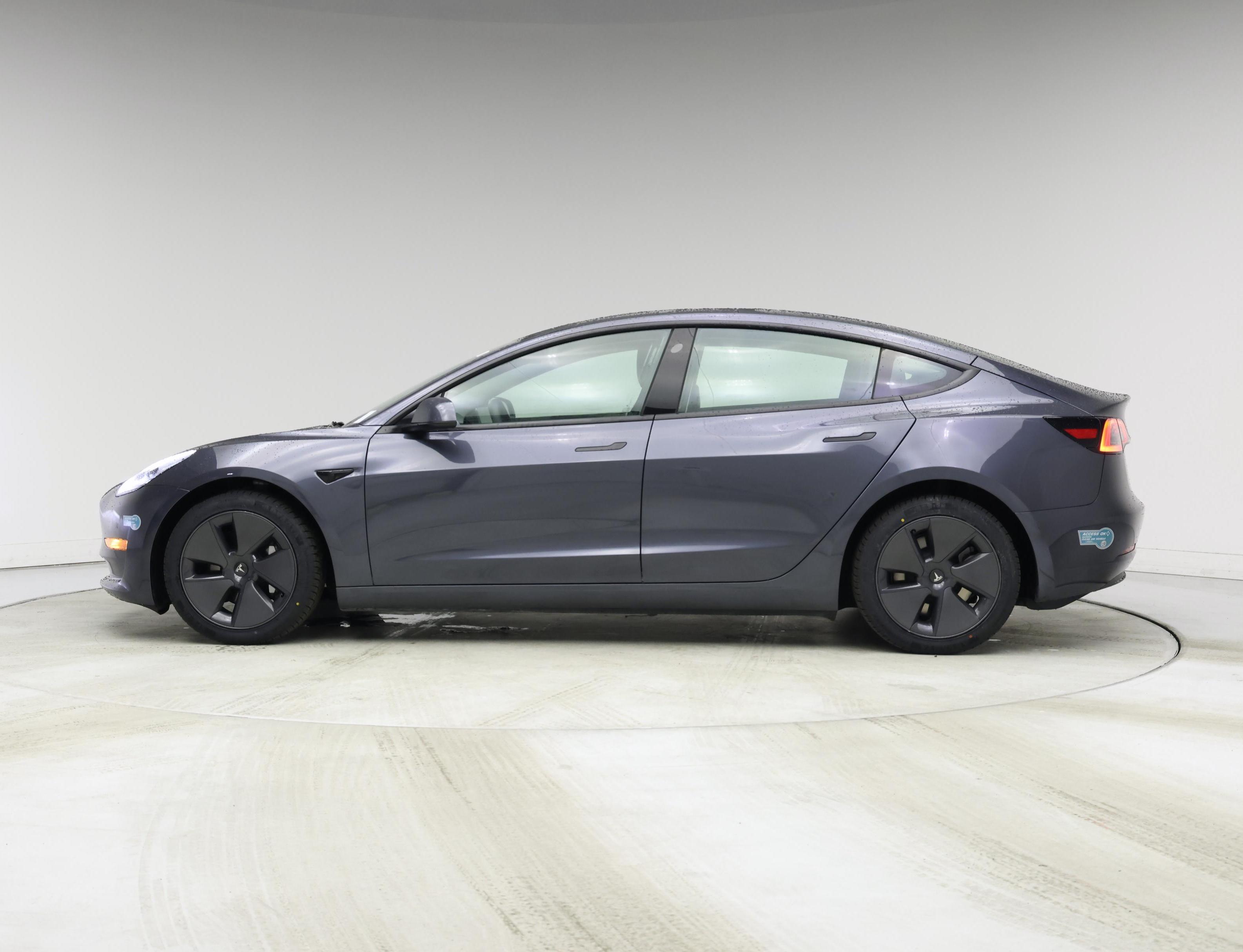 Thumbnail: 2023 Tesla Model 3 - 3