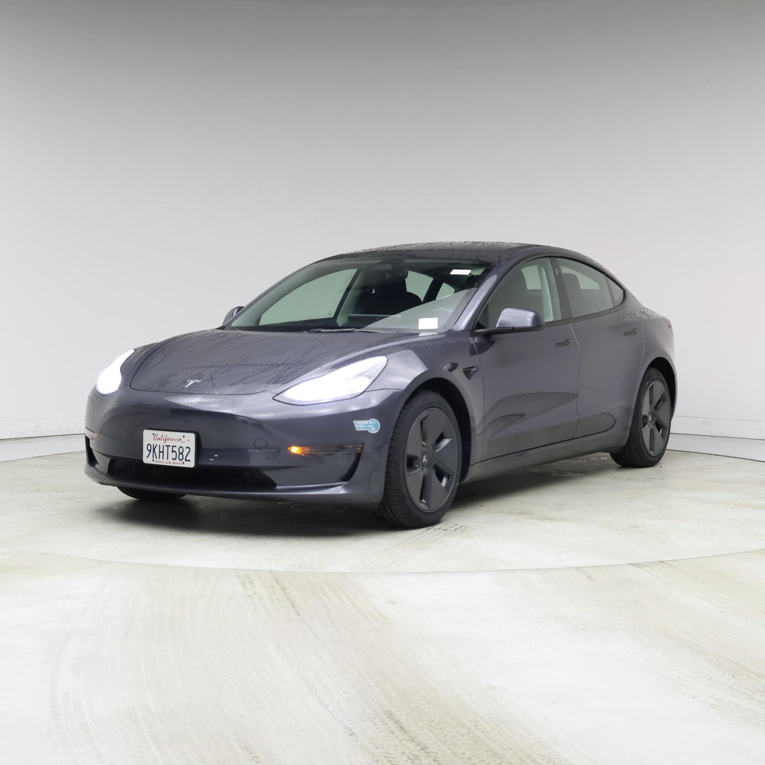 Thumbnail: 2023 Tesla Model 3 - 4