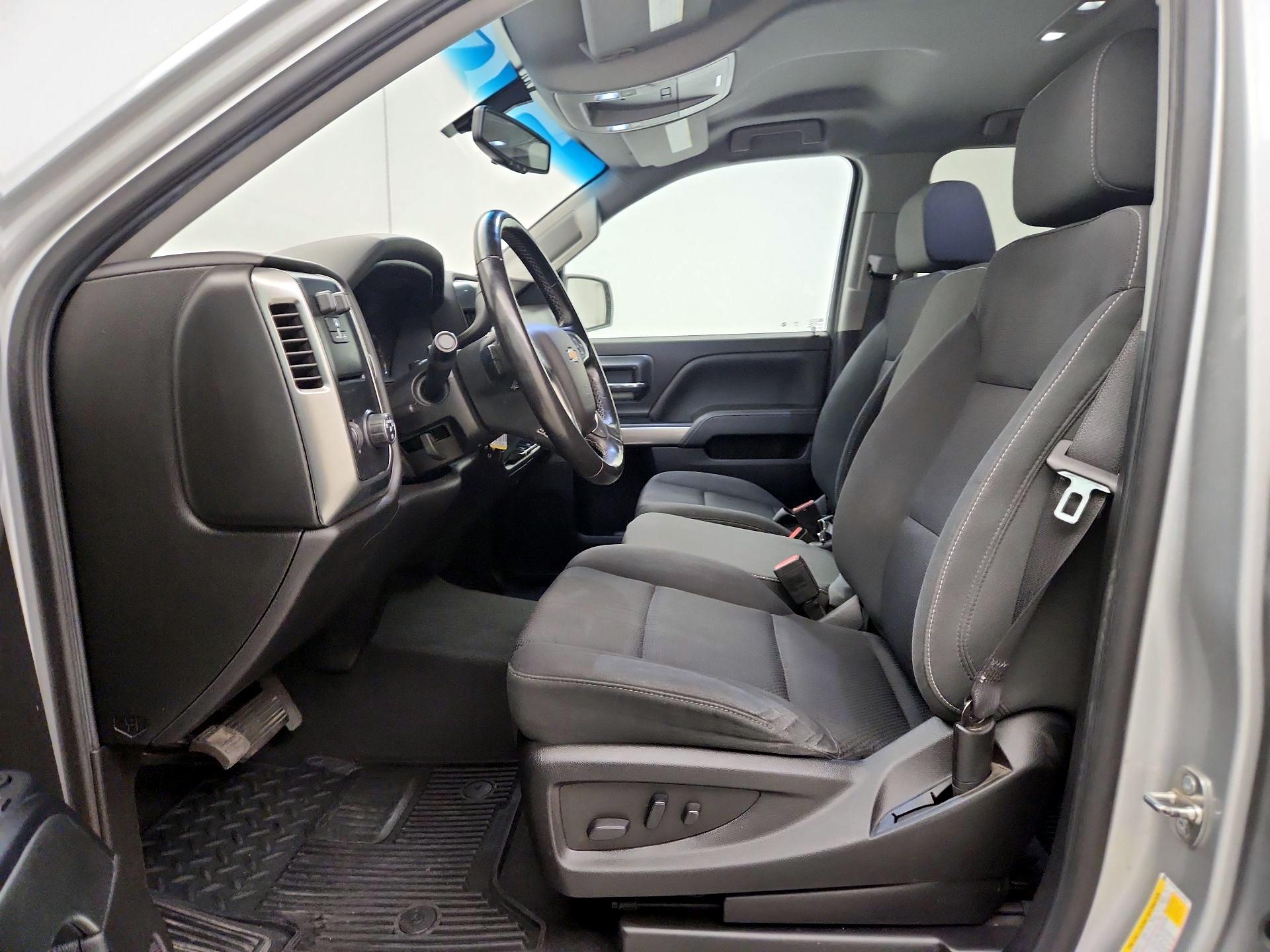Thumbnail: 2019 Chevrolet Silverado 1500 - 11