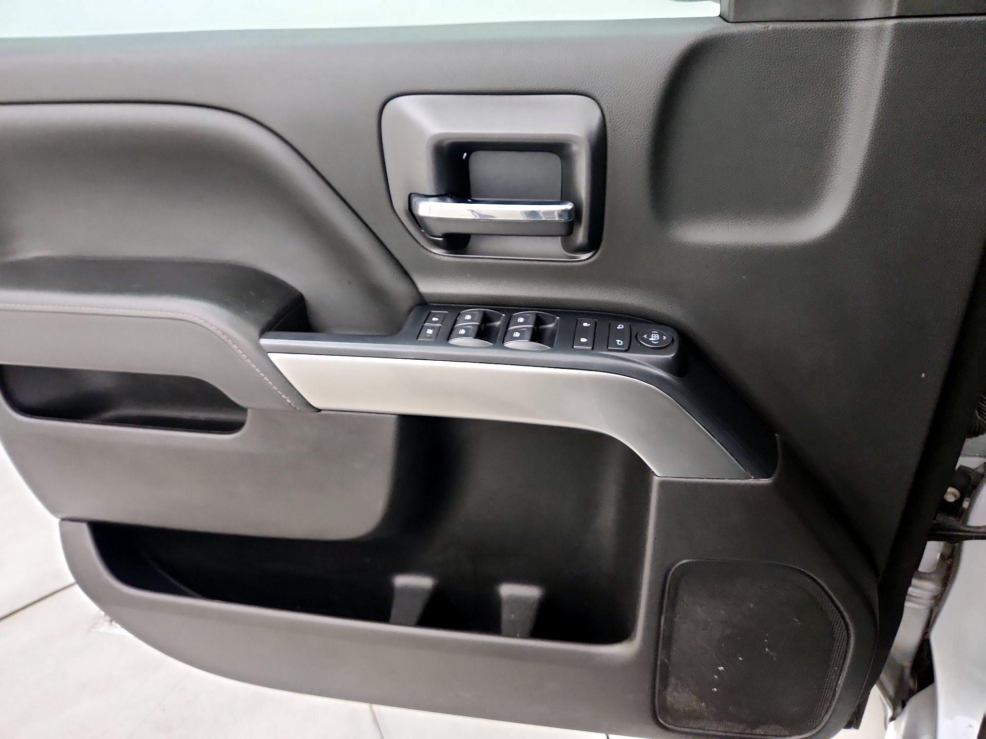 Thumbnail: 2019 Chevrolet Silverado 1500 - 12