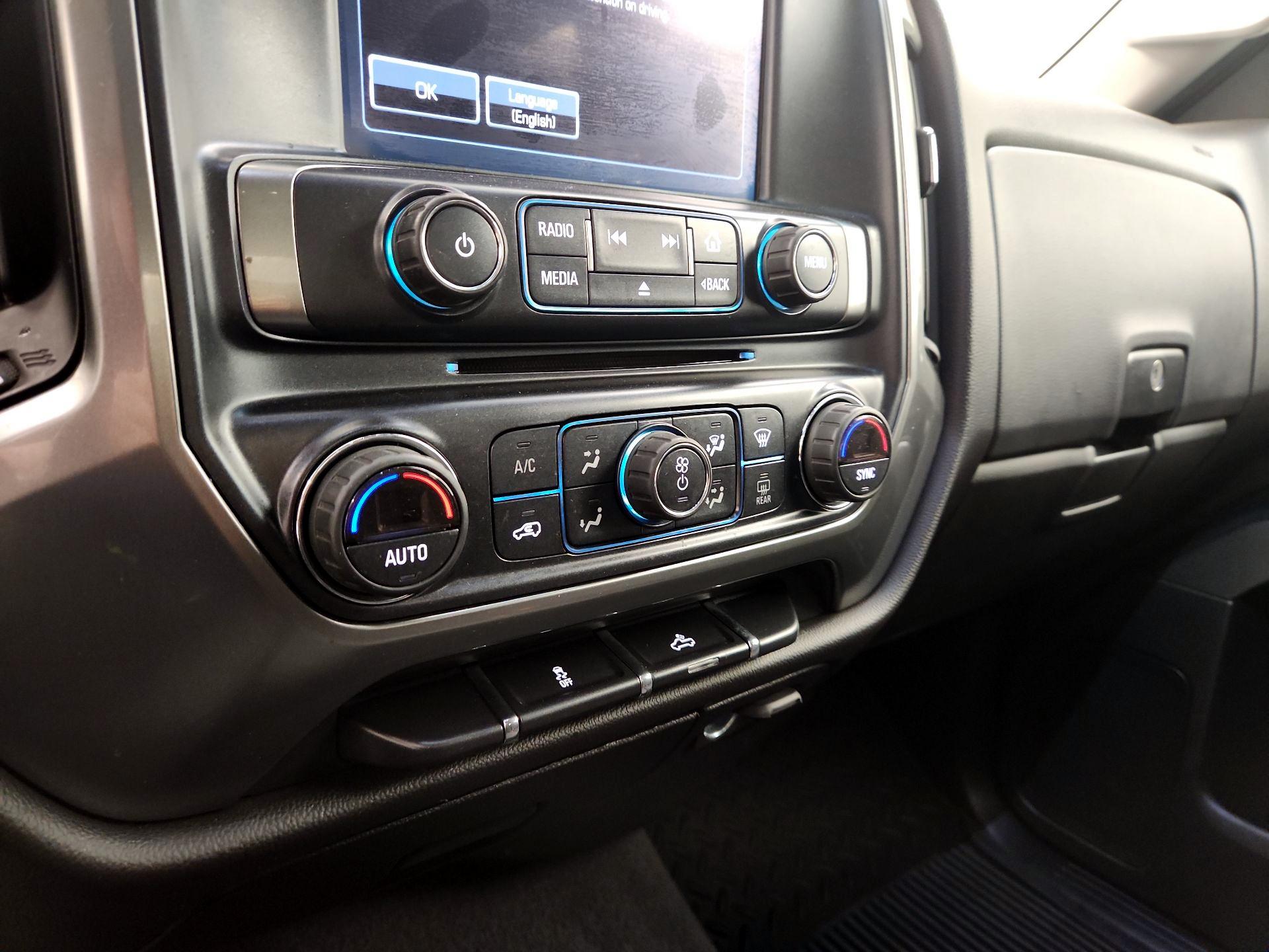 Thumbnail: 2019 Chevrolet Silverado 1500 - 16