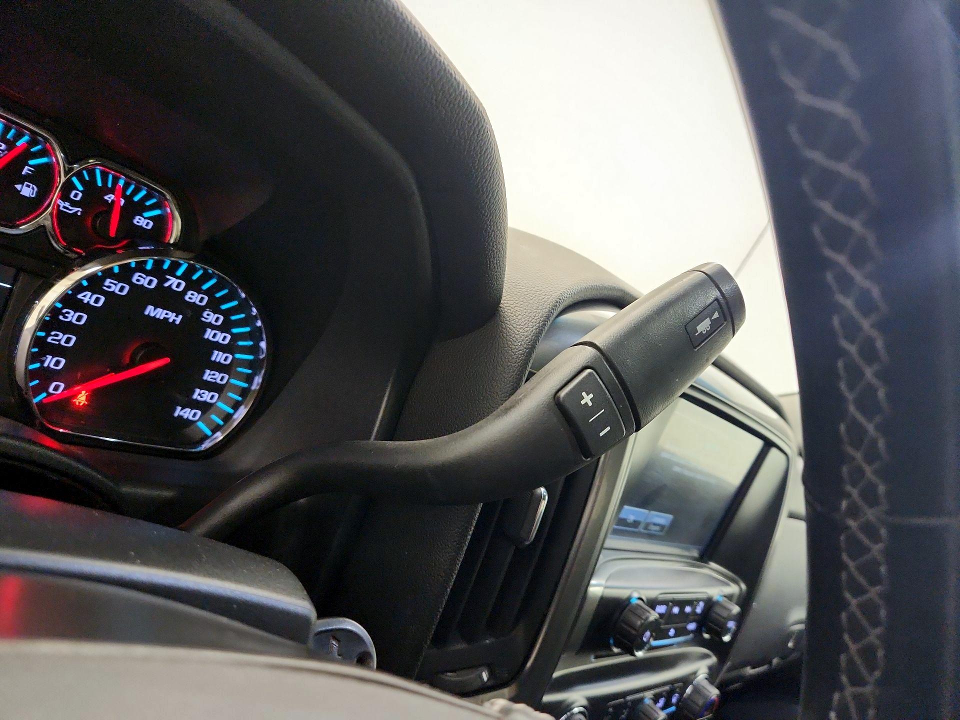 Thumbnail: 2019 Chevrolet Silverado 1500 - 17