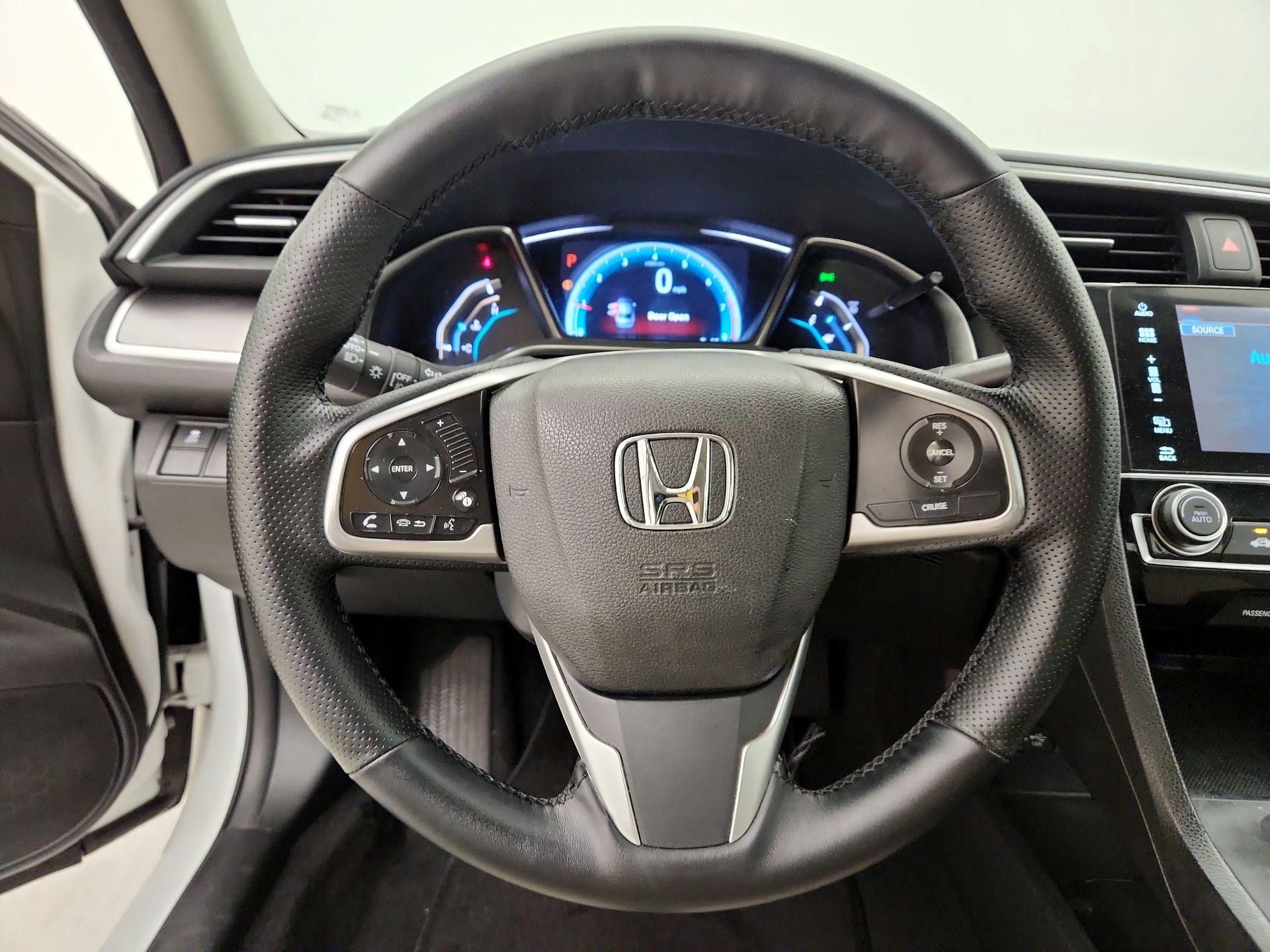 Thumbnail: 2016 Honda Civic - 10