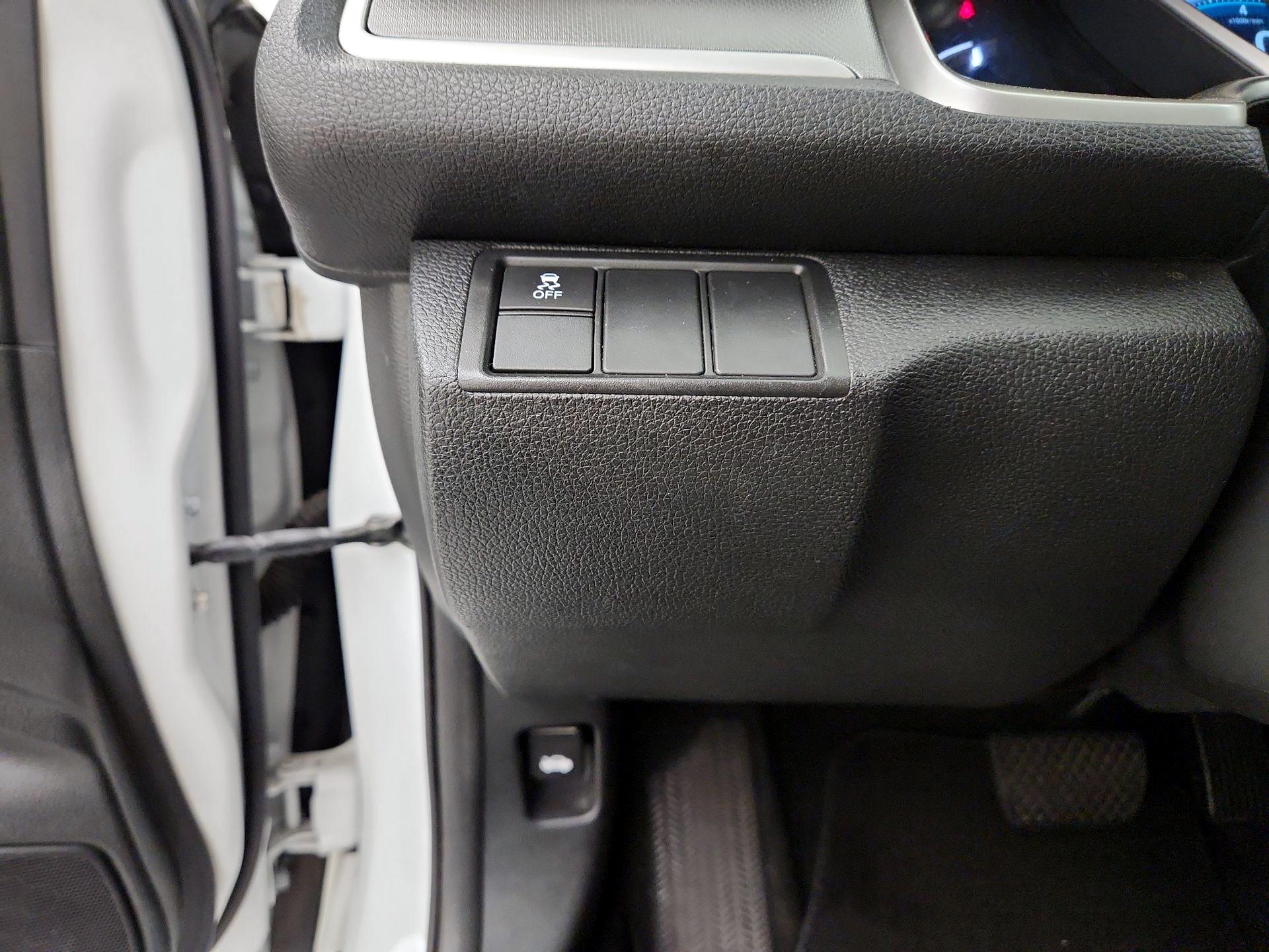 Thumbnail: 2016 Honda Civic - 13