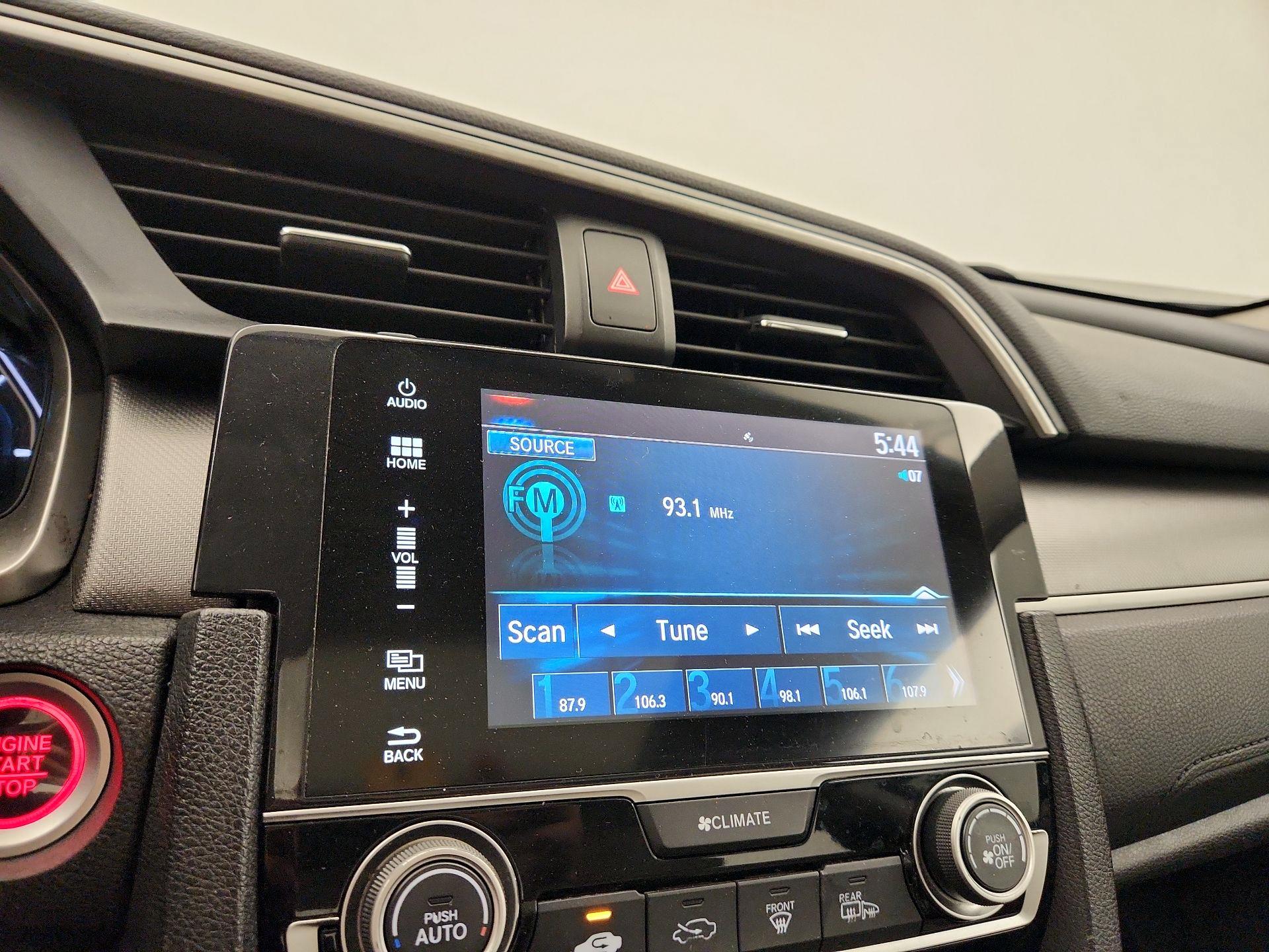 Thumbnail: 2016 Honda Civic - 15