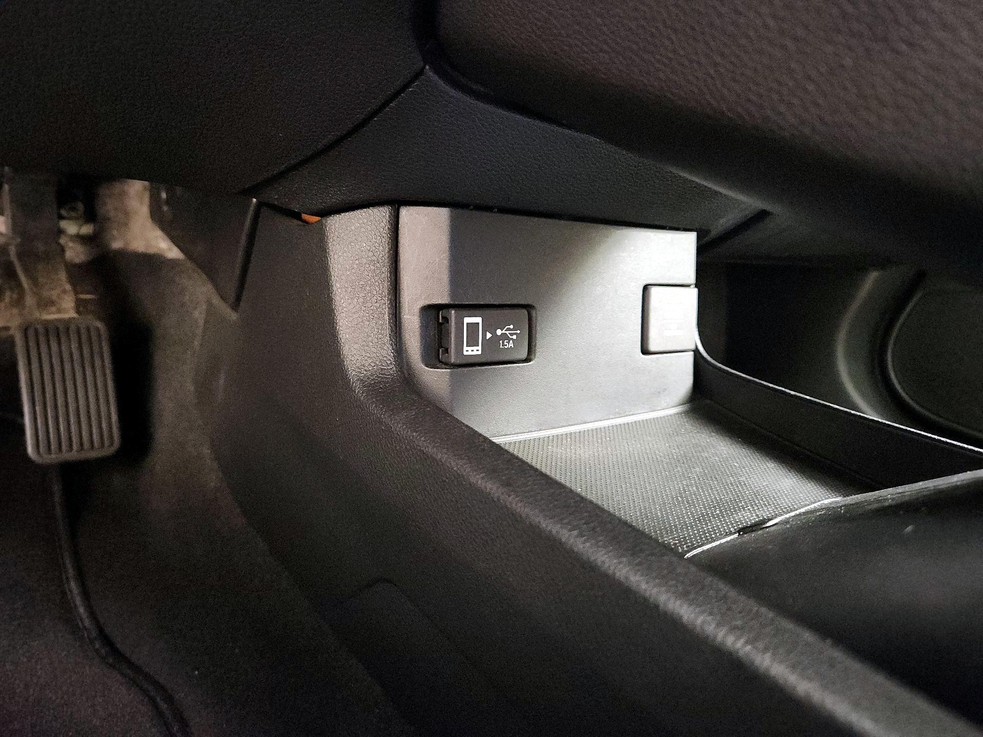Thumbnail: 2016 Honda Civic - 18
