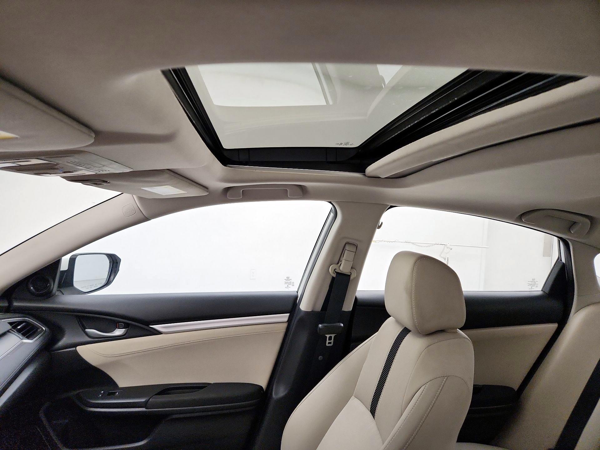 Thumbnail: 2016 Honda Civic - 19