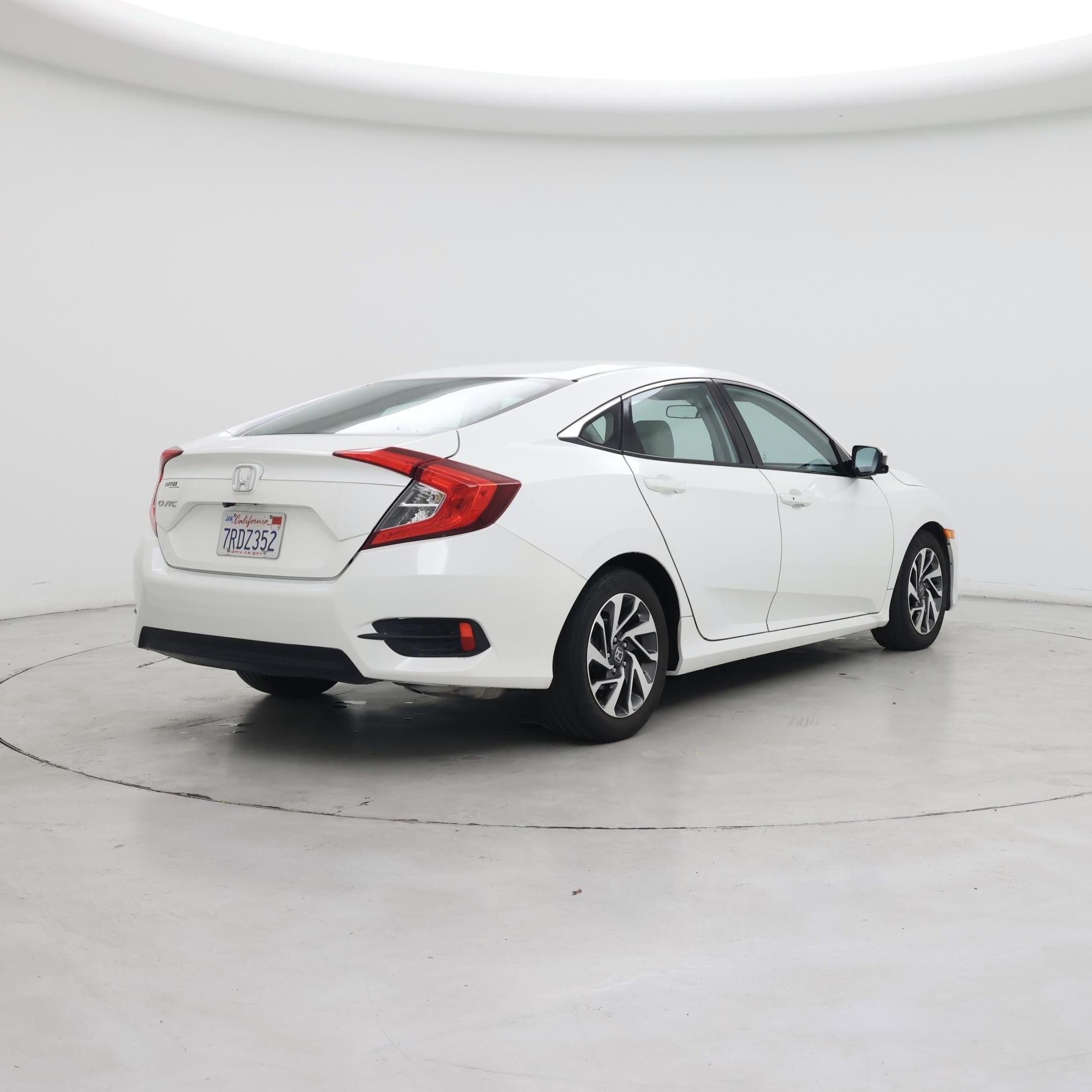 Thumbnail: 2016 Honda Civic - 8