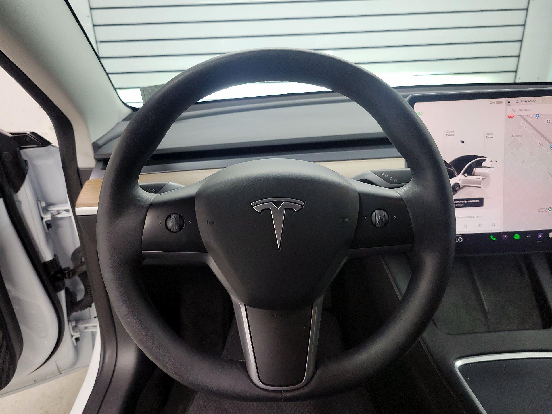 Thumbnail: 2023 Tesla Model 3 - 10